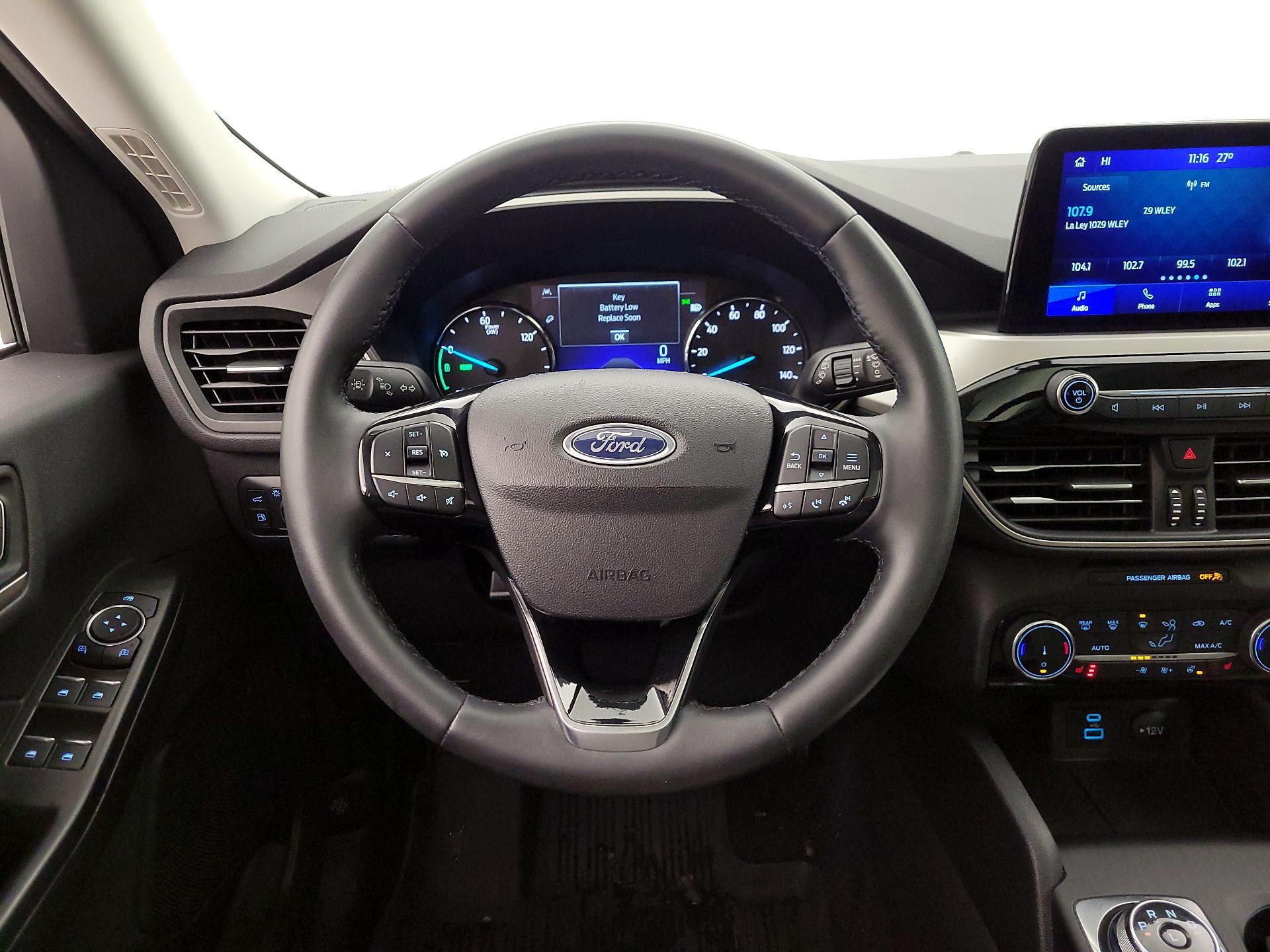 Thumbnail: 2022 Ford Escape - 10