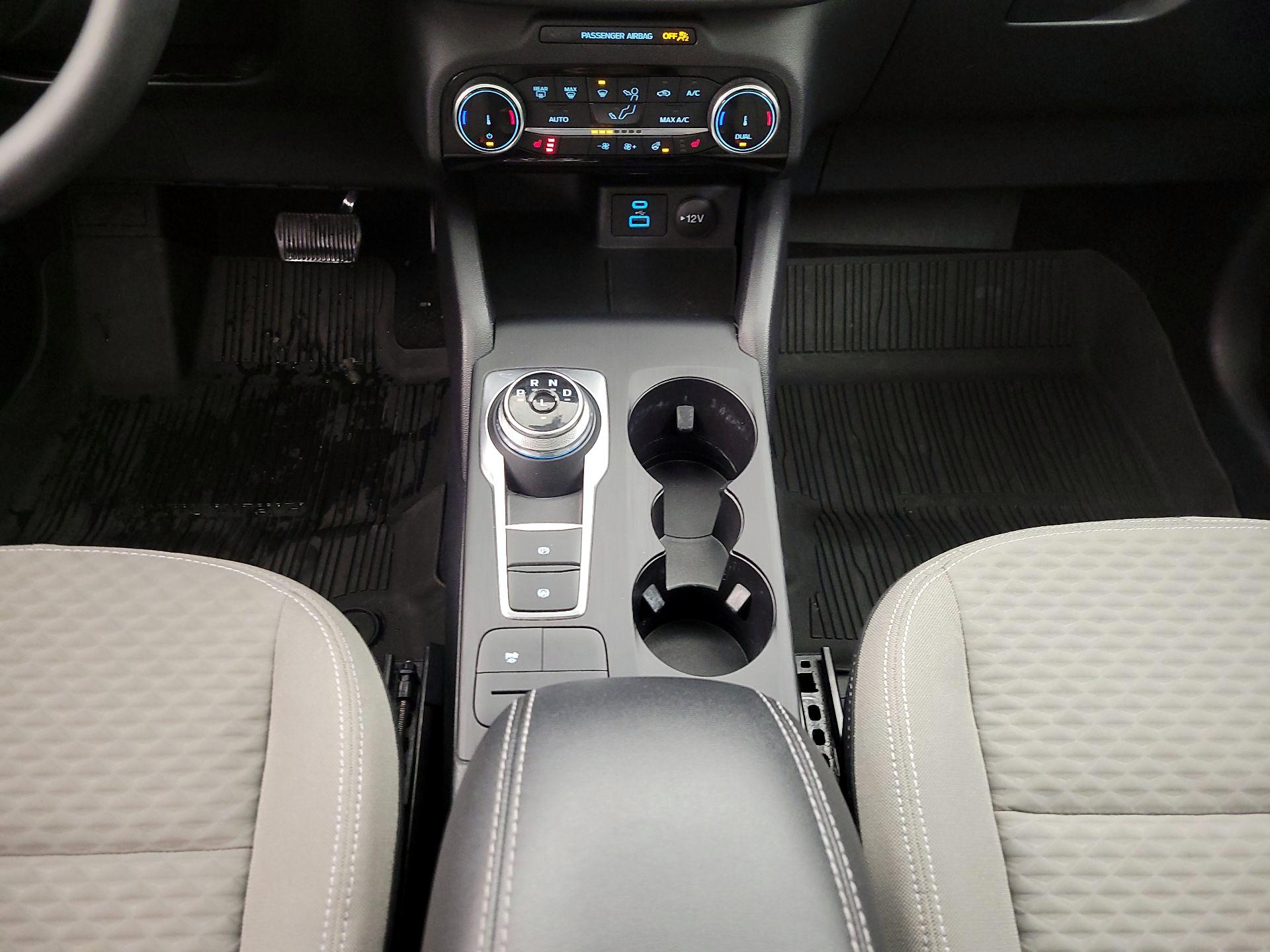 Thumbnail: 2022 Ford Escape - 17