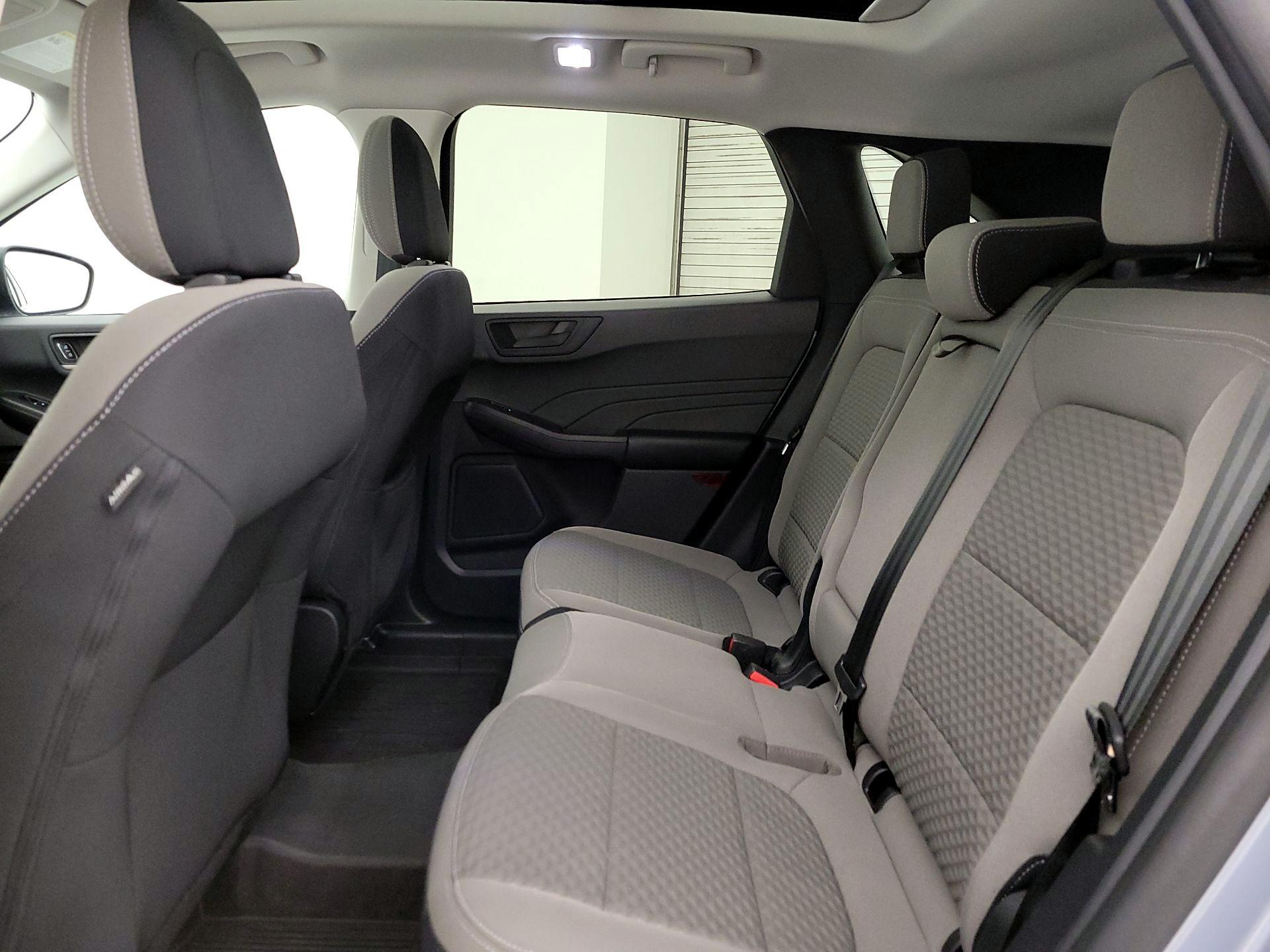 Thumbnail: 2022 Ford Escape - 20