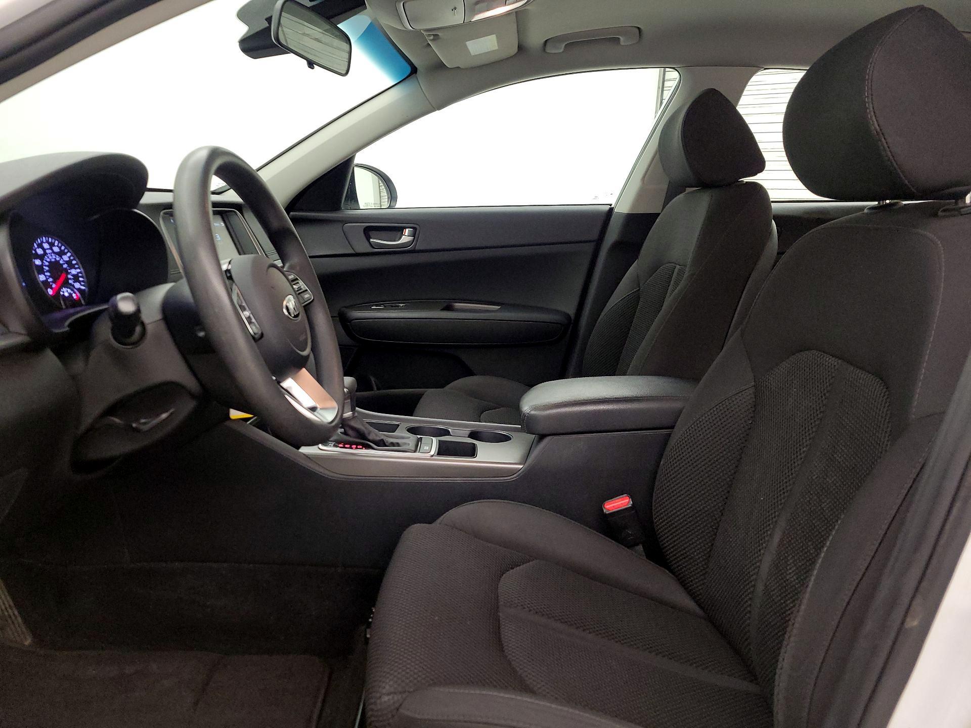 Thumbnail: 2019 Kia Optima - 11