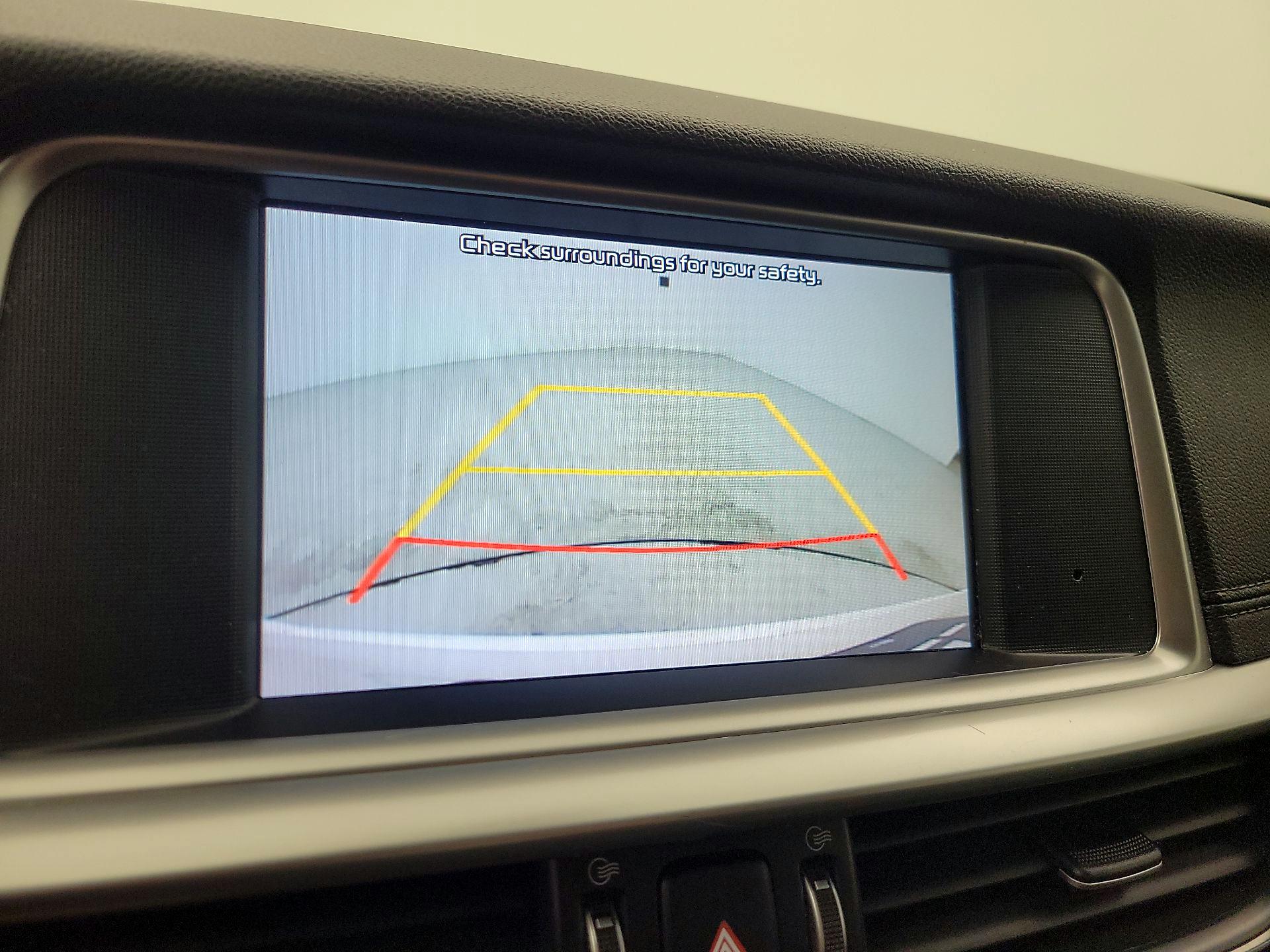 Thumbnail: 2019 Kia Optima - 14