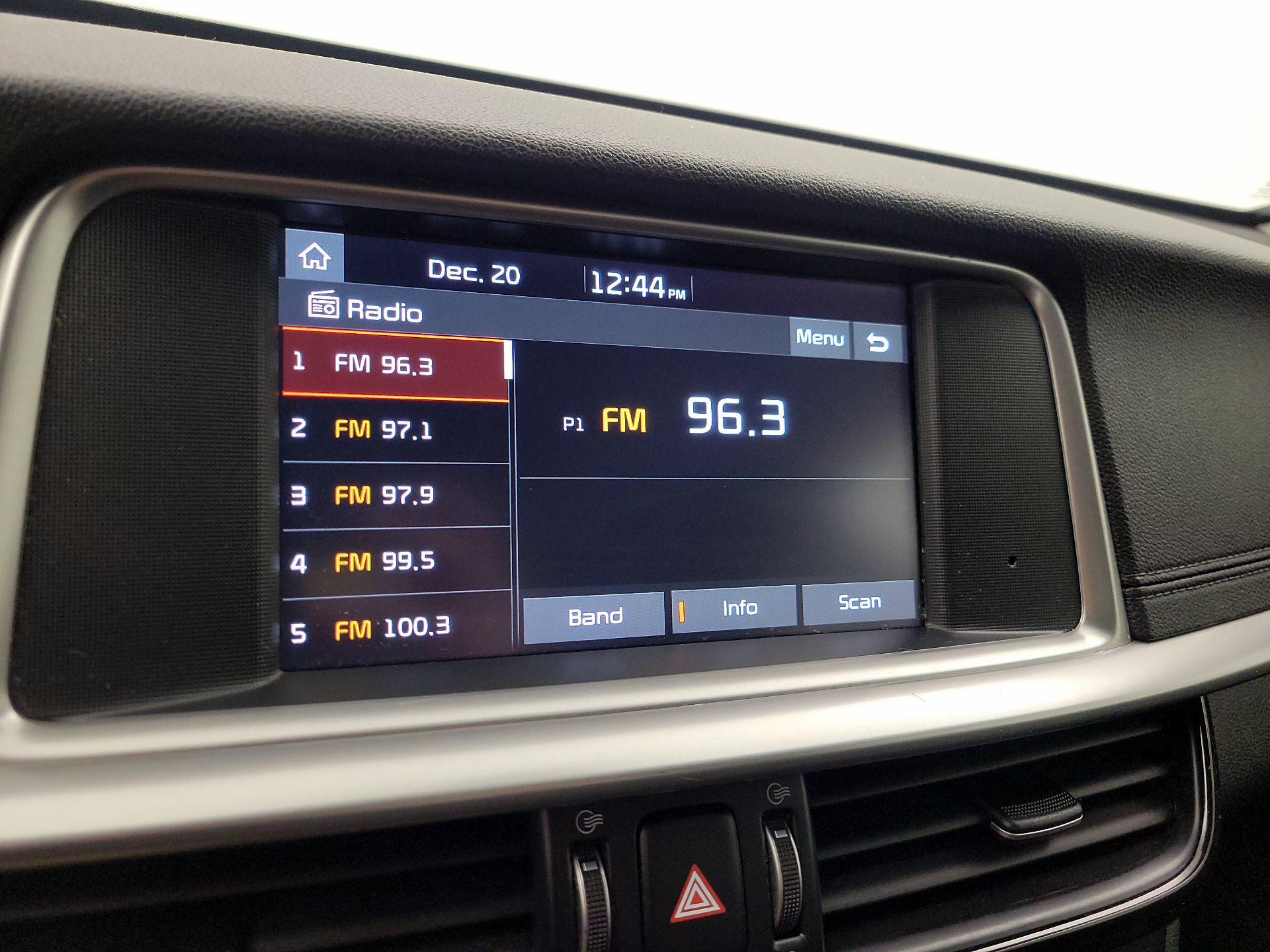 Thumbnail: 2019 Kia Optima - 15