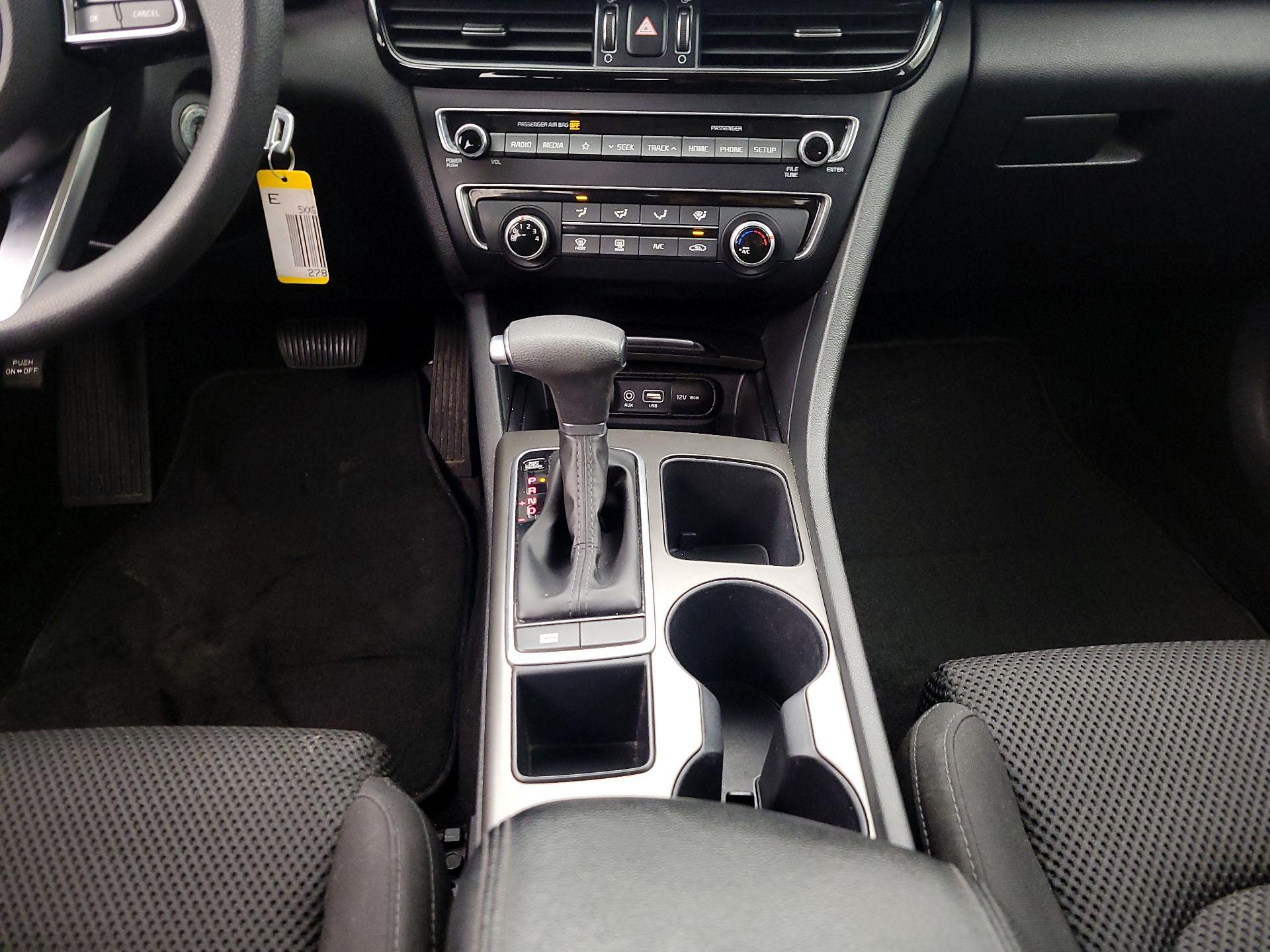 Thumbnail: 2019 Kia Optima - 17