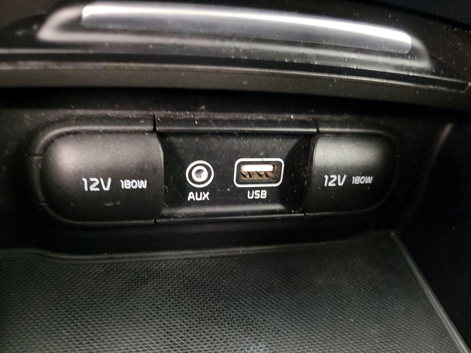 Thumbnail: 2019 Kia Optima - 18