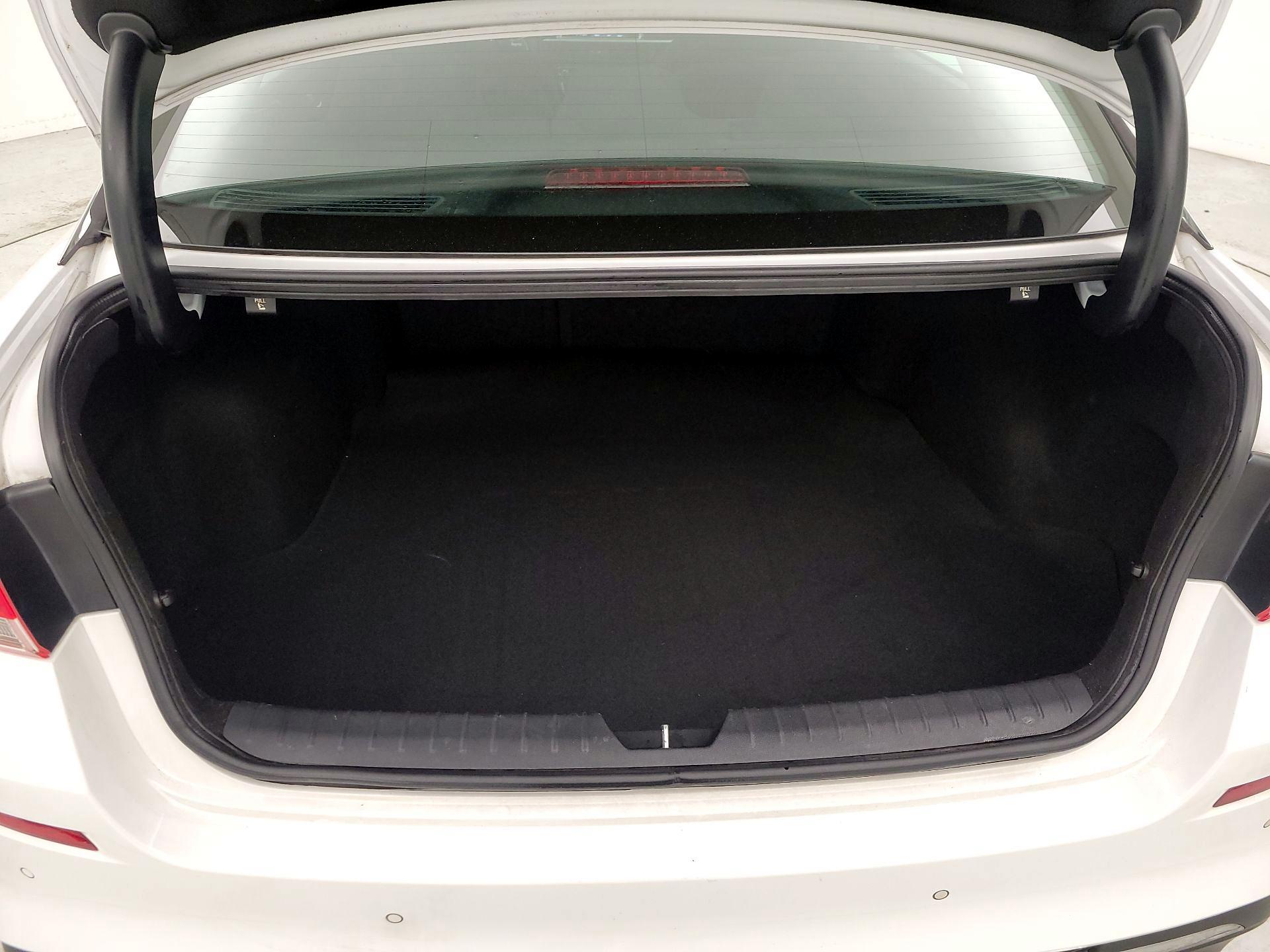 Thumbnail: 2019 Kia Optima - 20