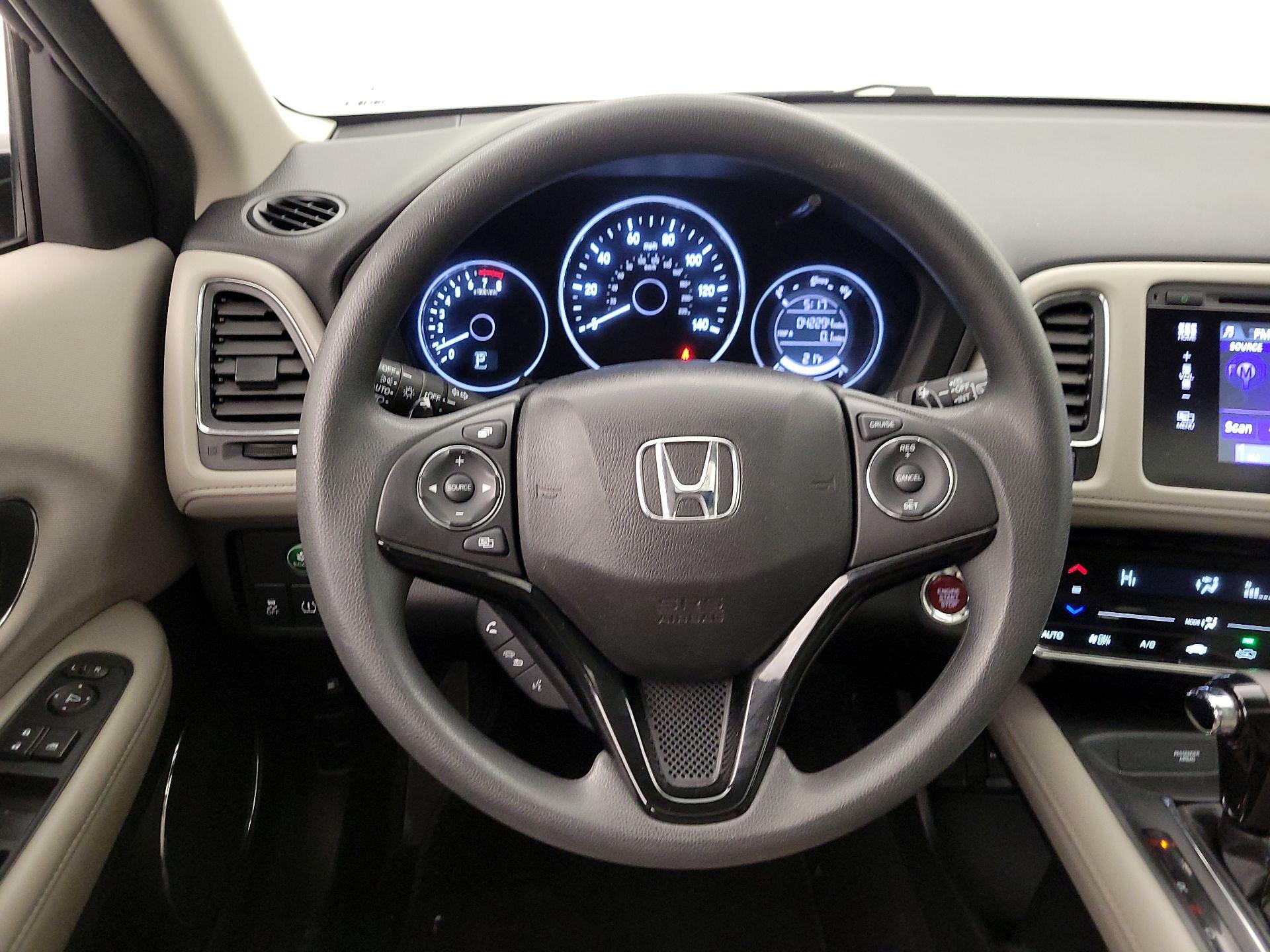 Thumbnail: 2017 Honda HR-V - 10