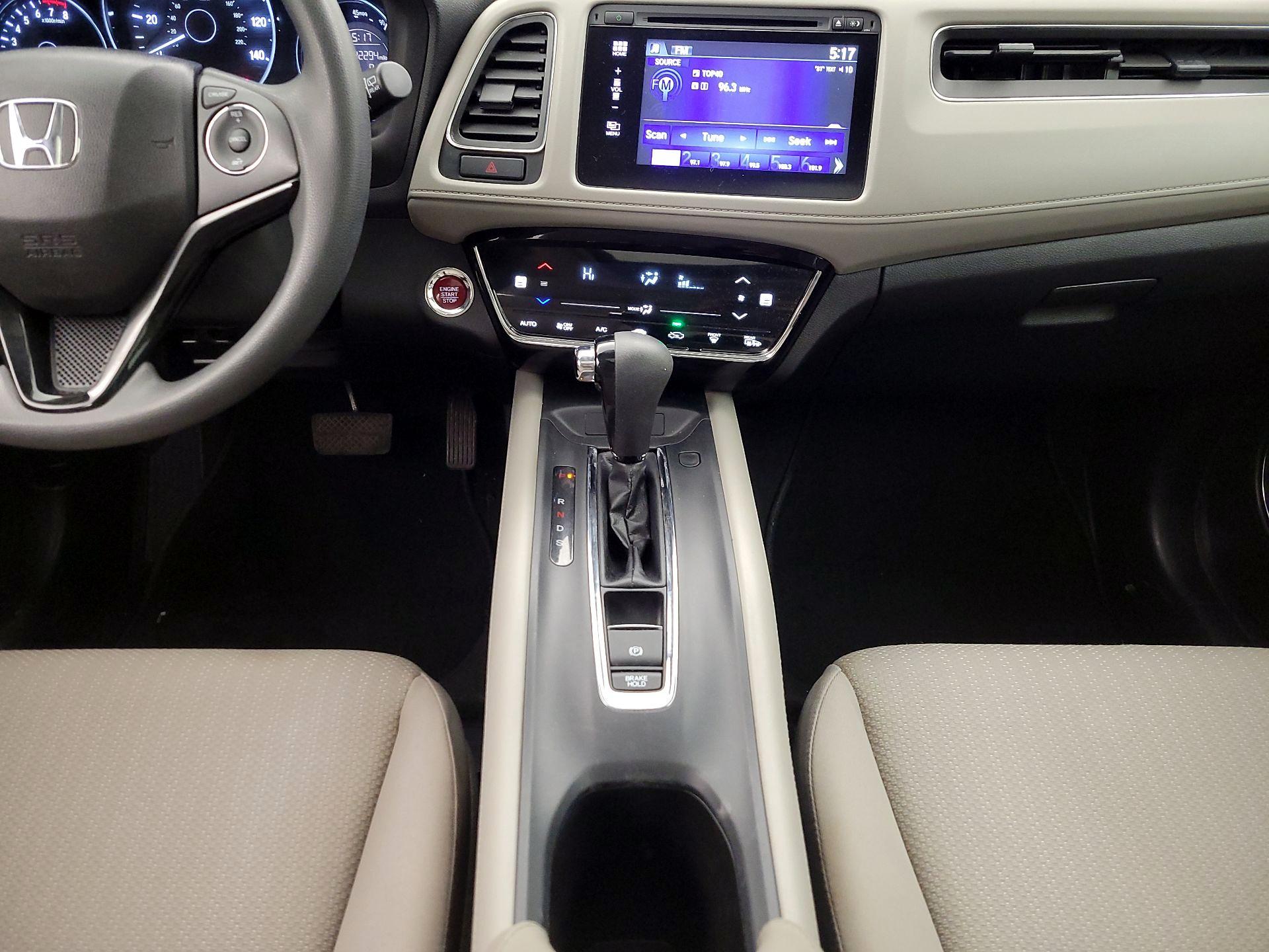 Thumbnail: 2017 Honda HR-V - 17