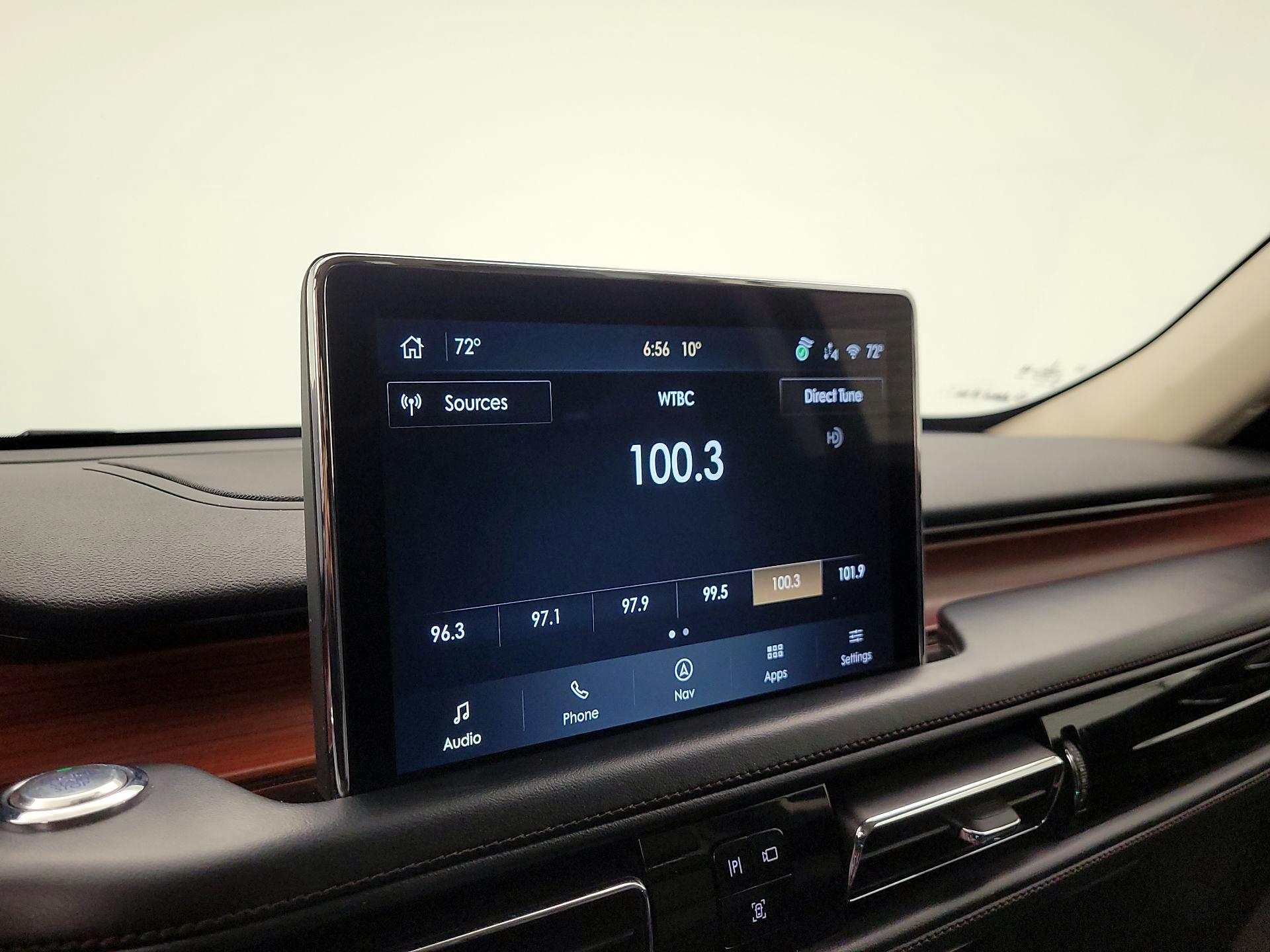 Thumbnail: 2021 Lincoln Aviator - 16