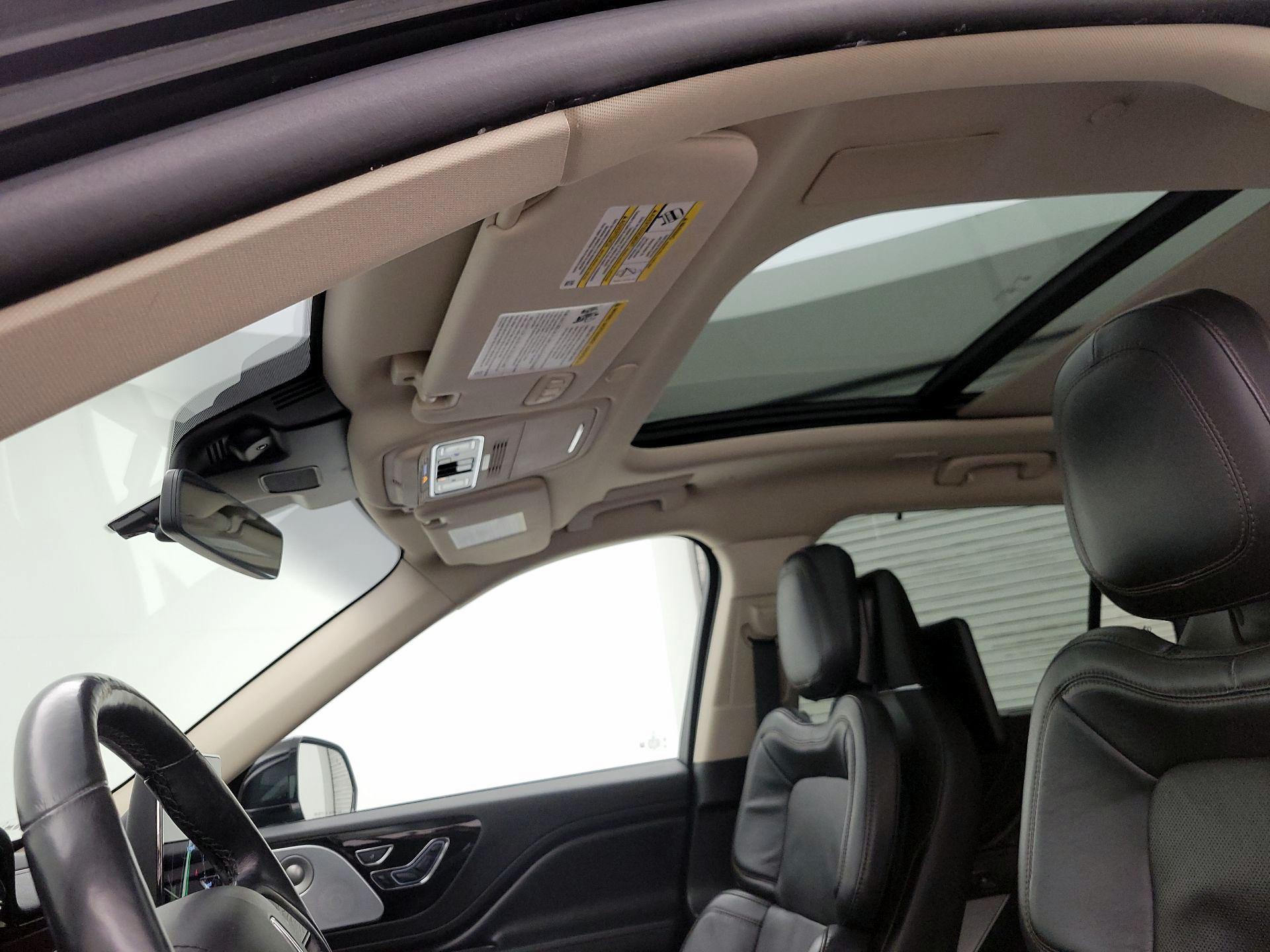 Thumbnail: 2021 Lincoln Aviator - 20