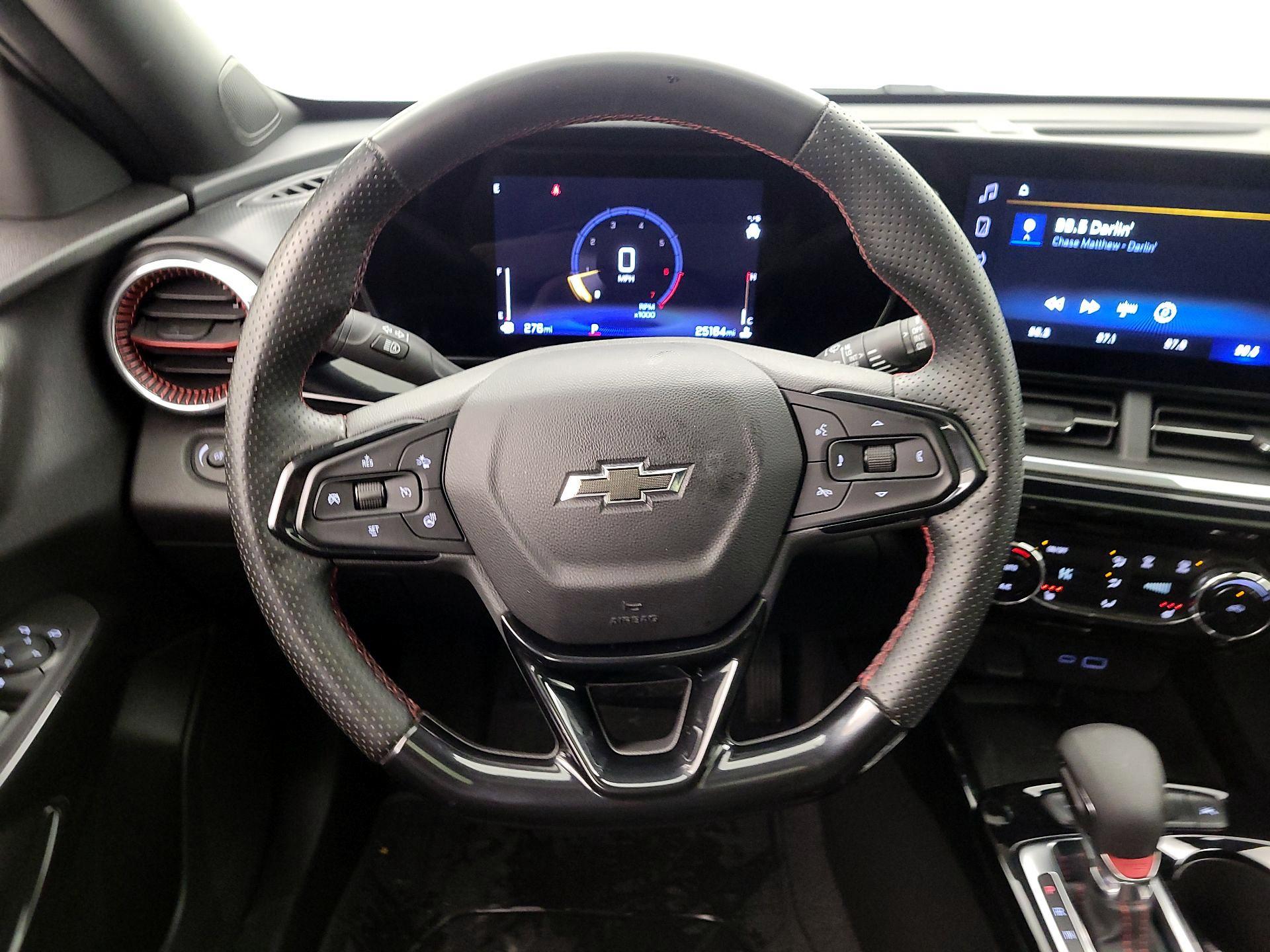 Thumbnail: 2025 Chevrolet Trax - 10