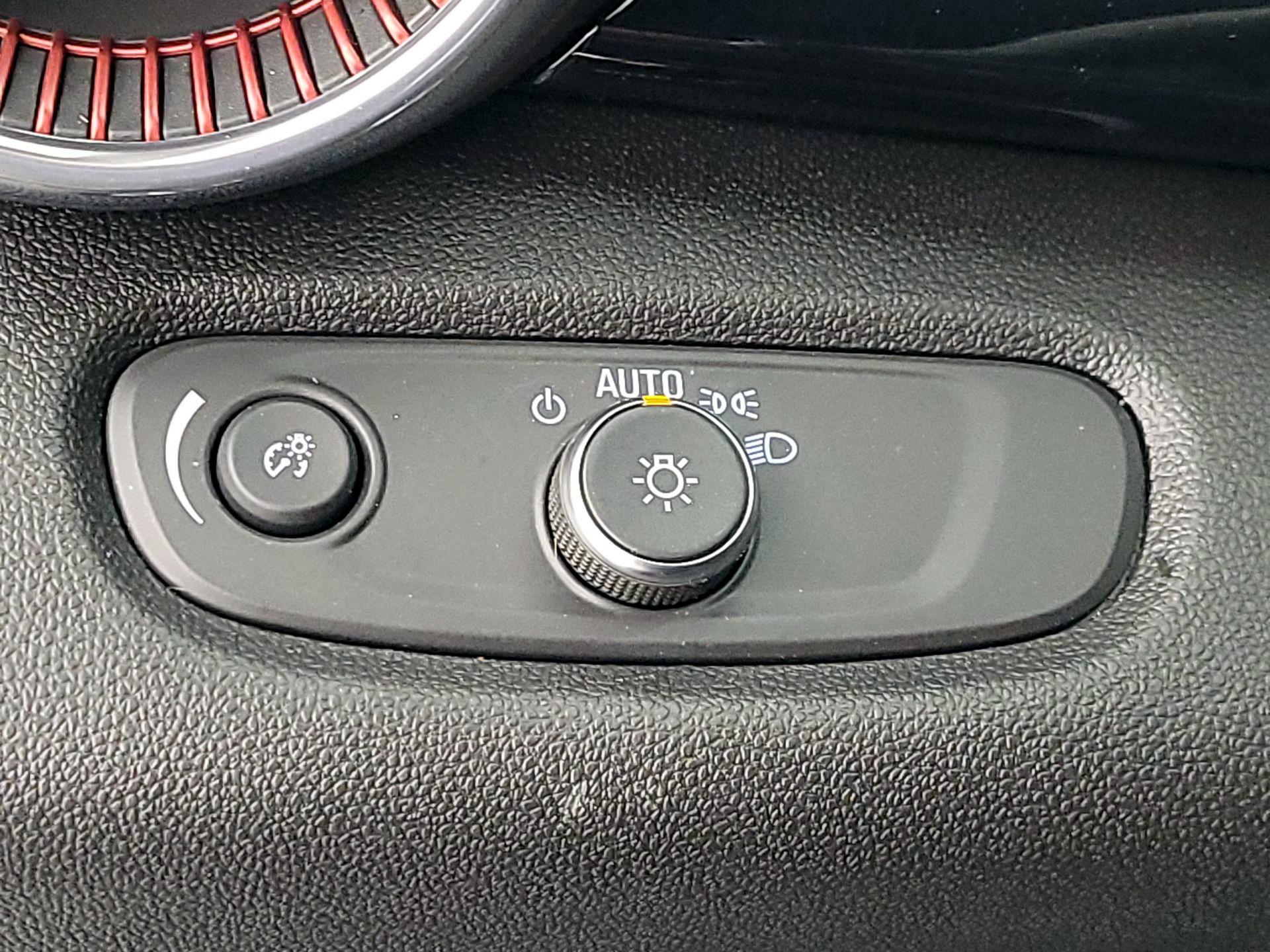 Thumbnail: 2025 Chevrolet Trax - 13