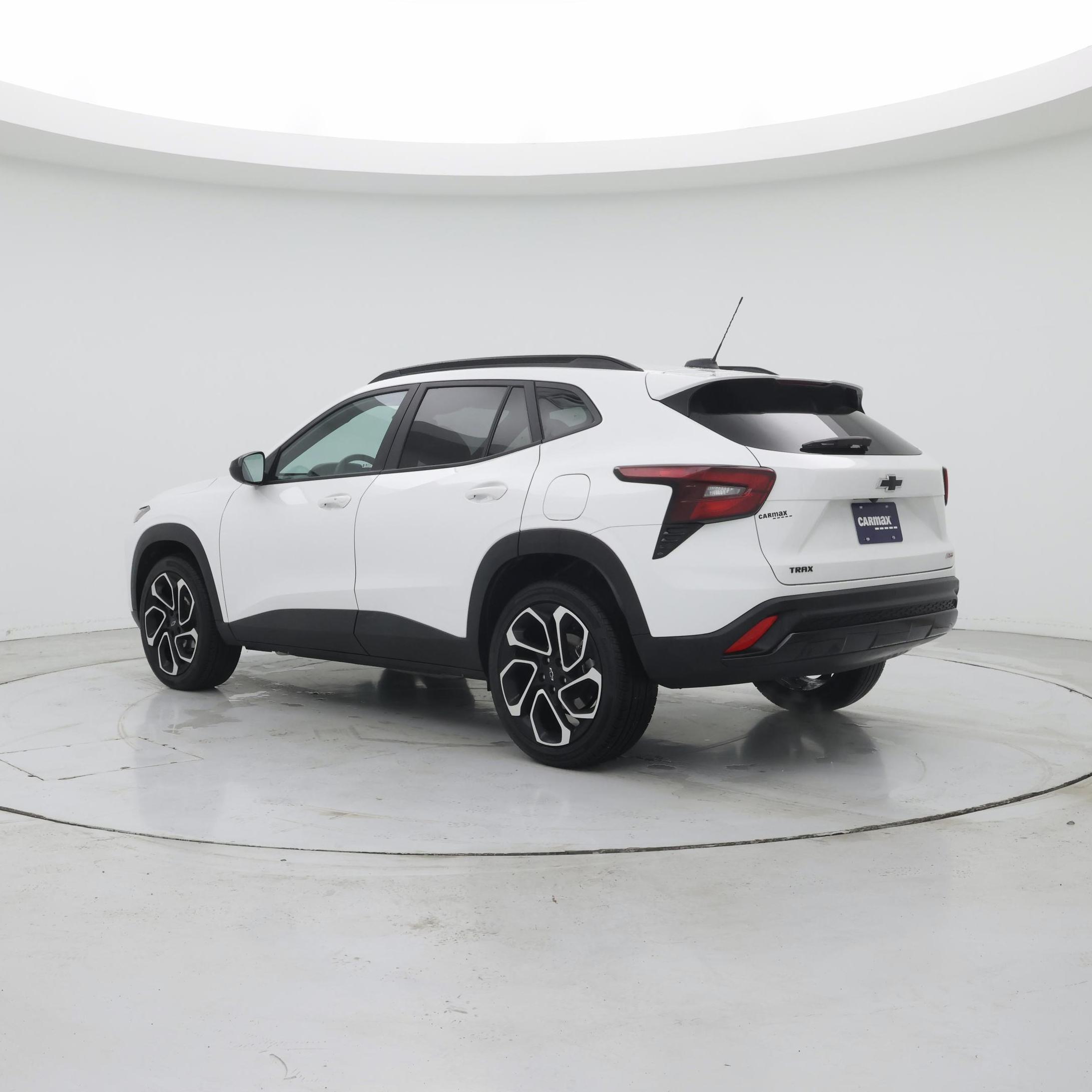 Thumbnail: 2025 Chevrolet Trax - 2