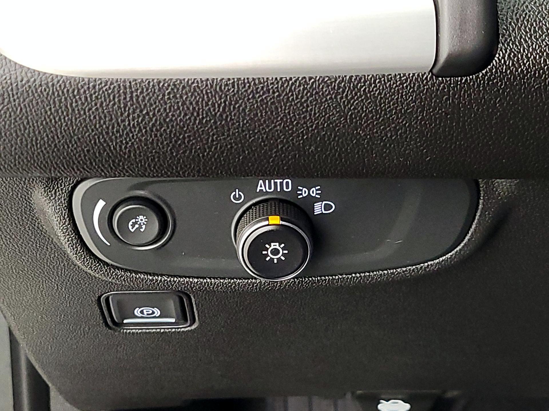 Thumbnail: 2020 GMC Terrain - 13