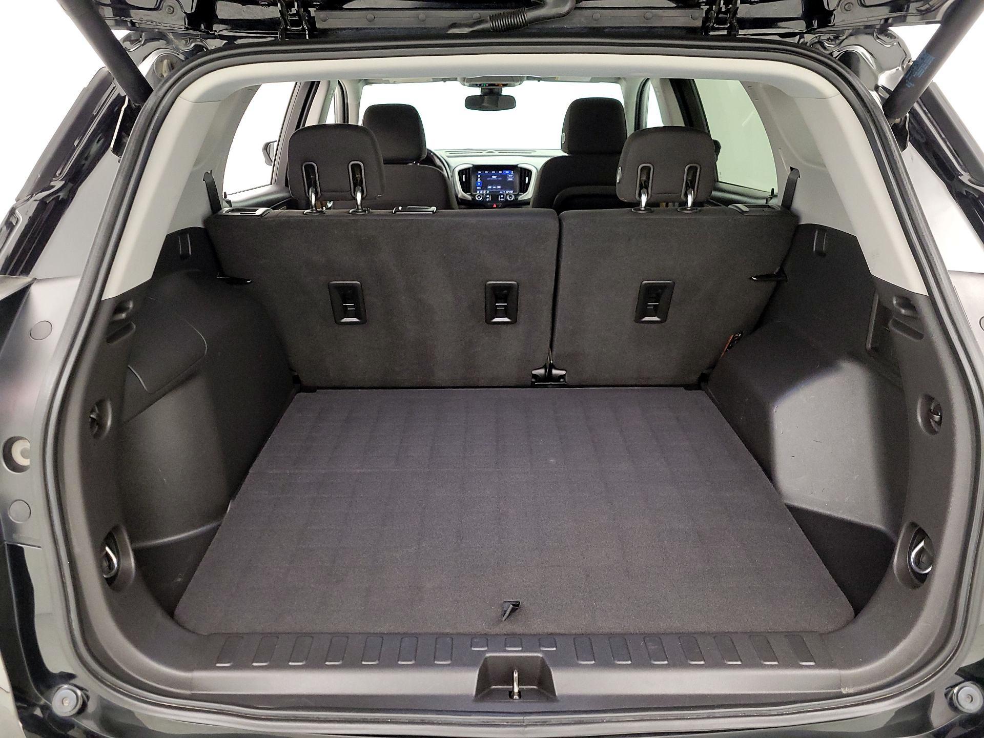 Thumbnail: 2020 GMC Terrain - 20