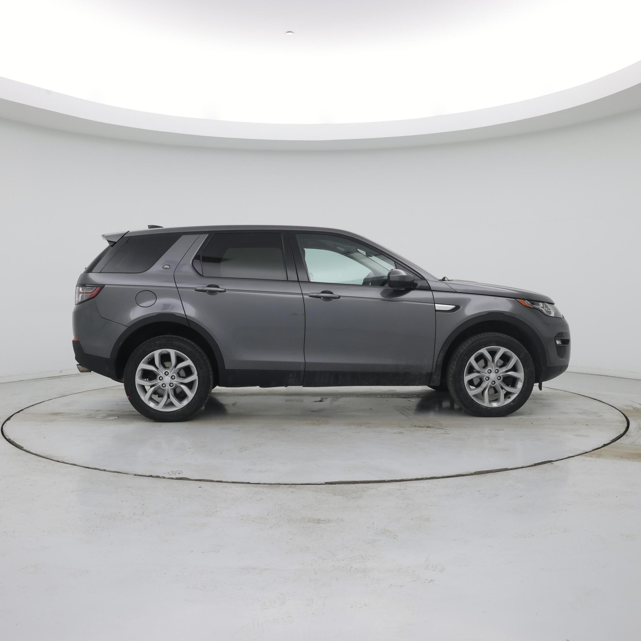 Thumbnail: 2019 Land Rover Discovery Sport - 7