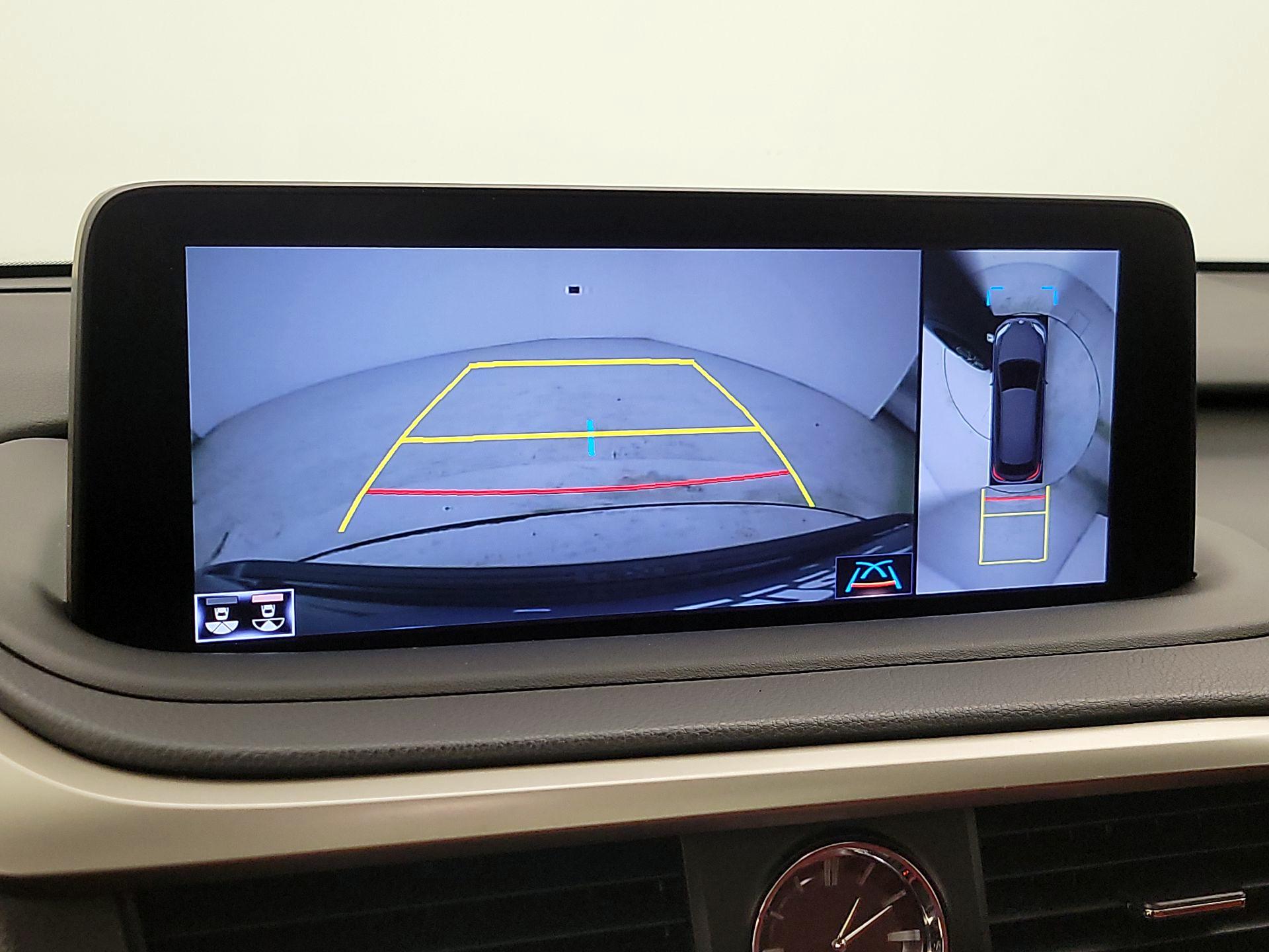 Thumbnail: 2022 Lexus RX - 15