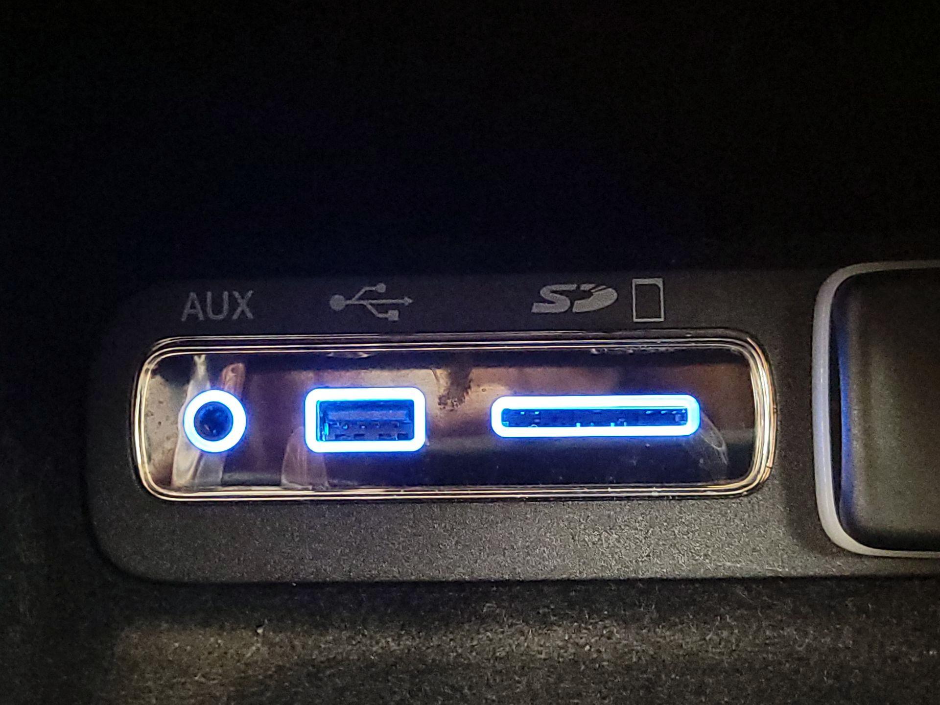 Thumbnail: 2016 Jeep Grand Cherokee - 18