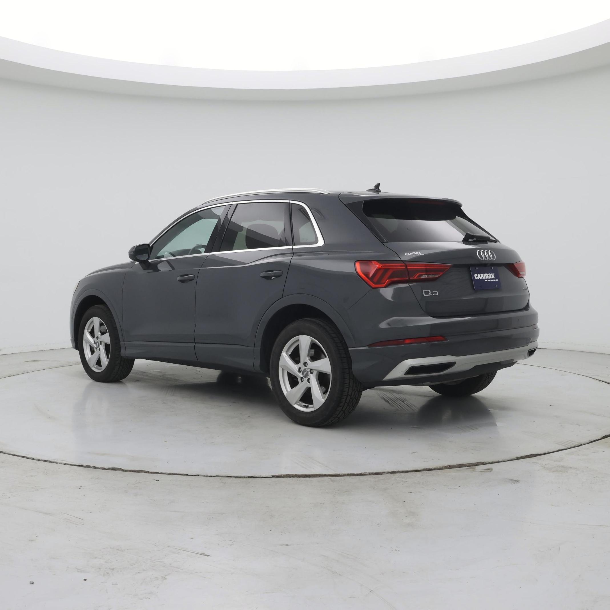 Thumbnail: 2020 Audi Q3 - 2