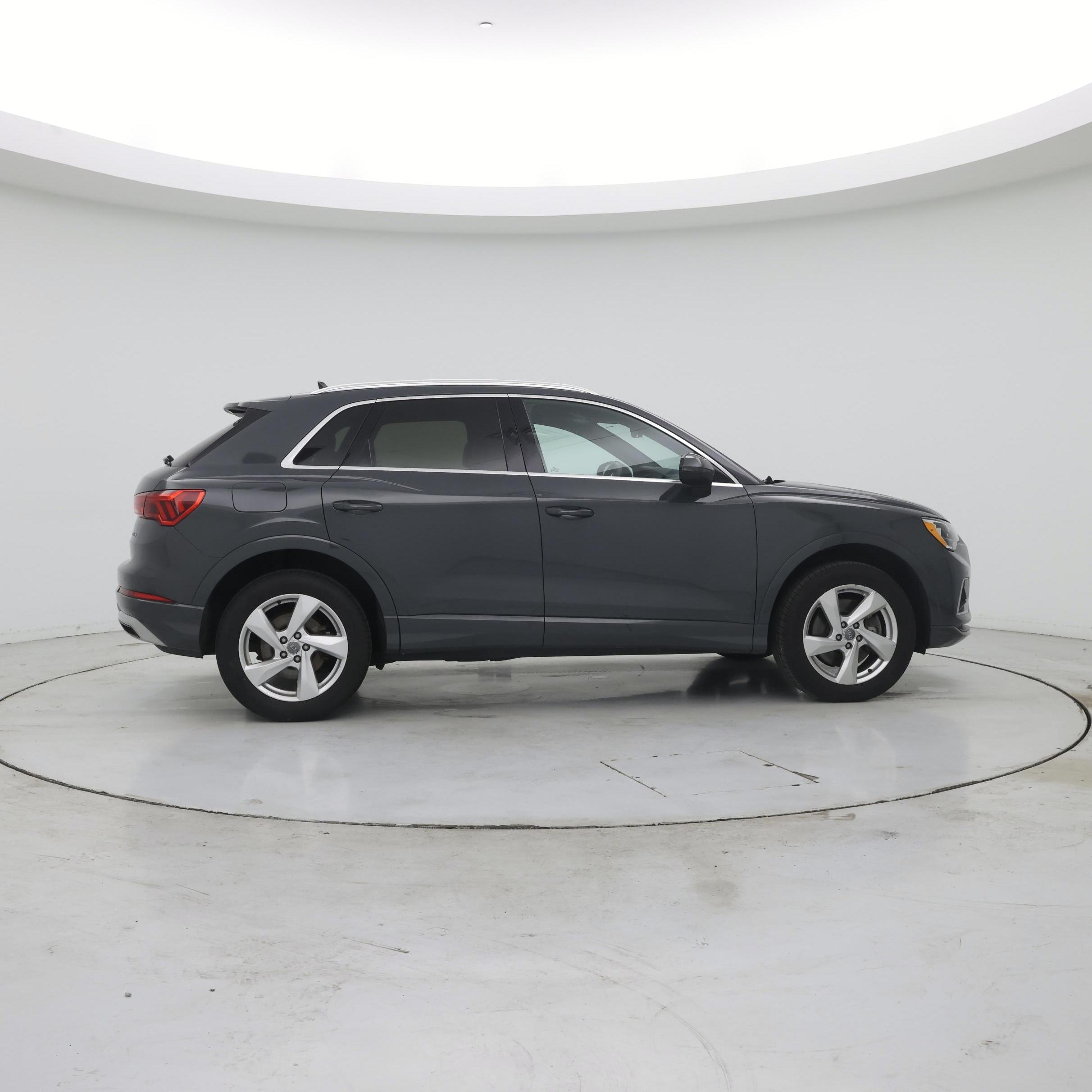 Thumbnail: 2020 Audi Q3 - 7