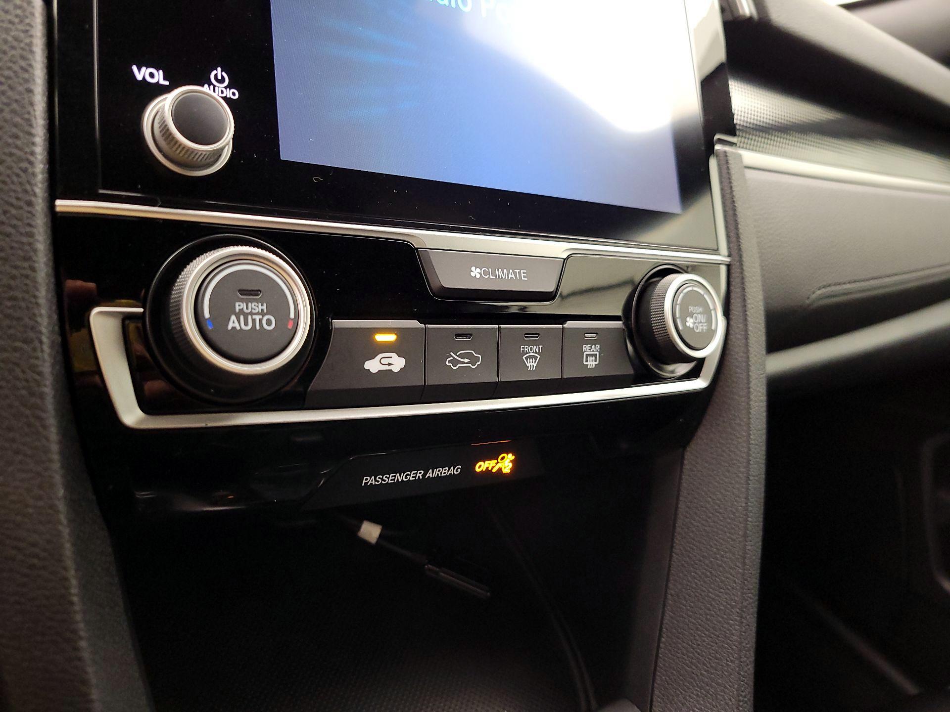 Thumbnail: 2019 Honda Civic - 16