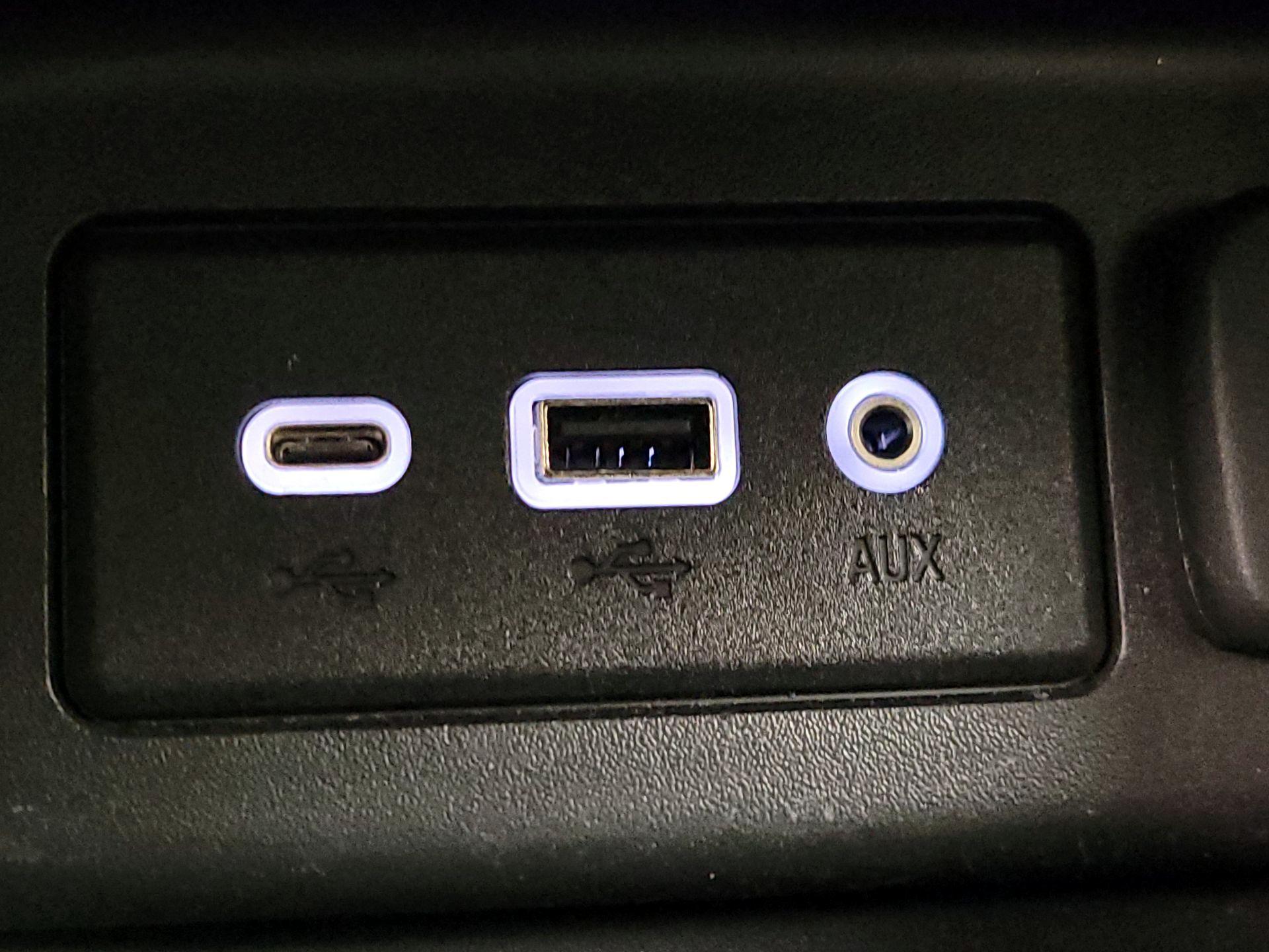 Thumbnail: 2020 Chevrolet Equinox - 18