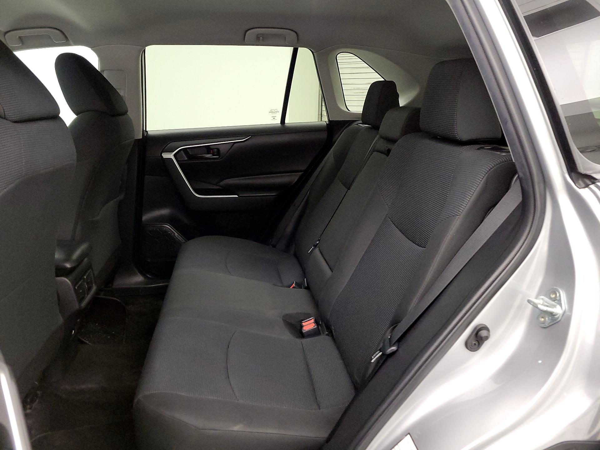 Thumbnail: 2023 Toyota RAV4 - 19