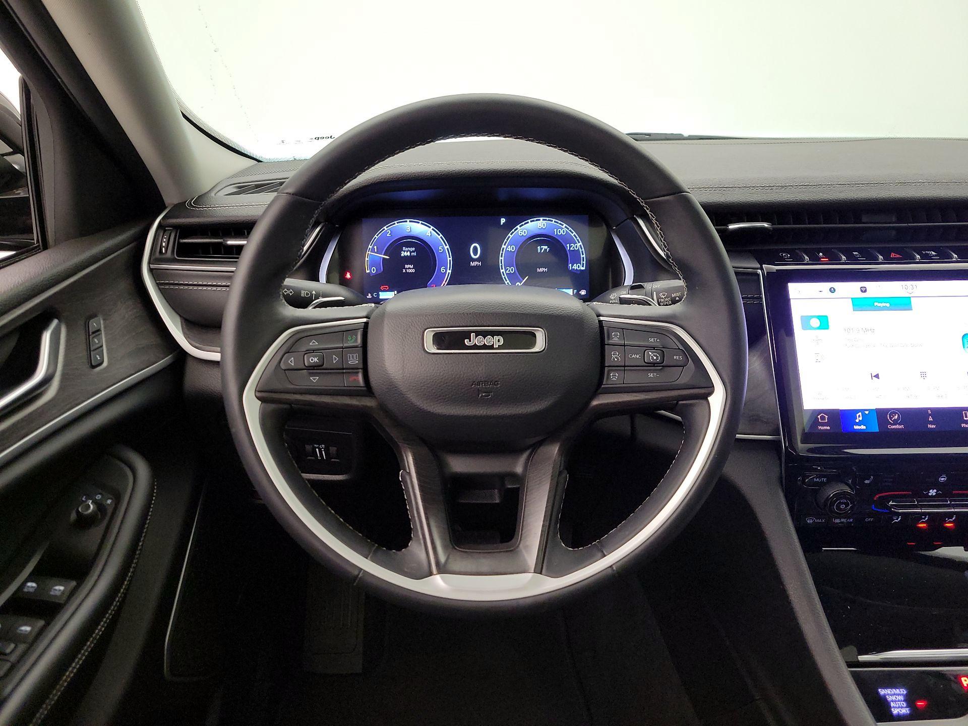 Thumbnail: 2022 Jeep Grand Cherokee - 10