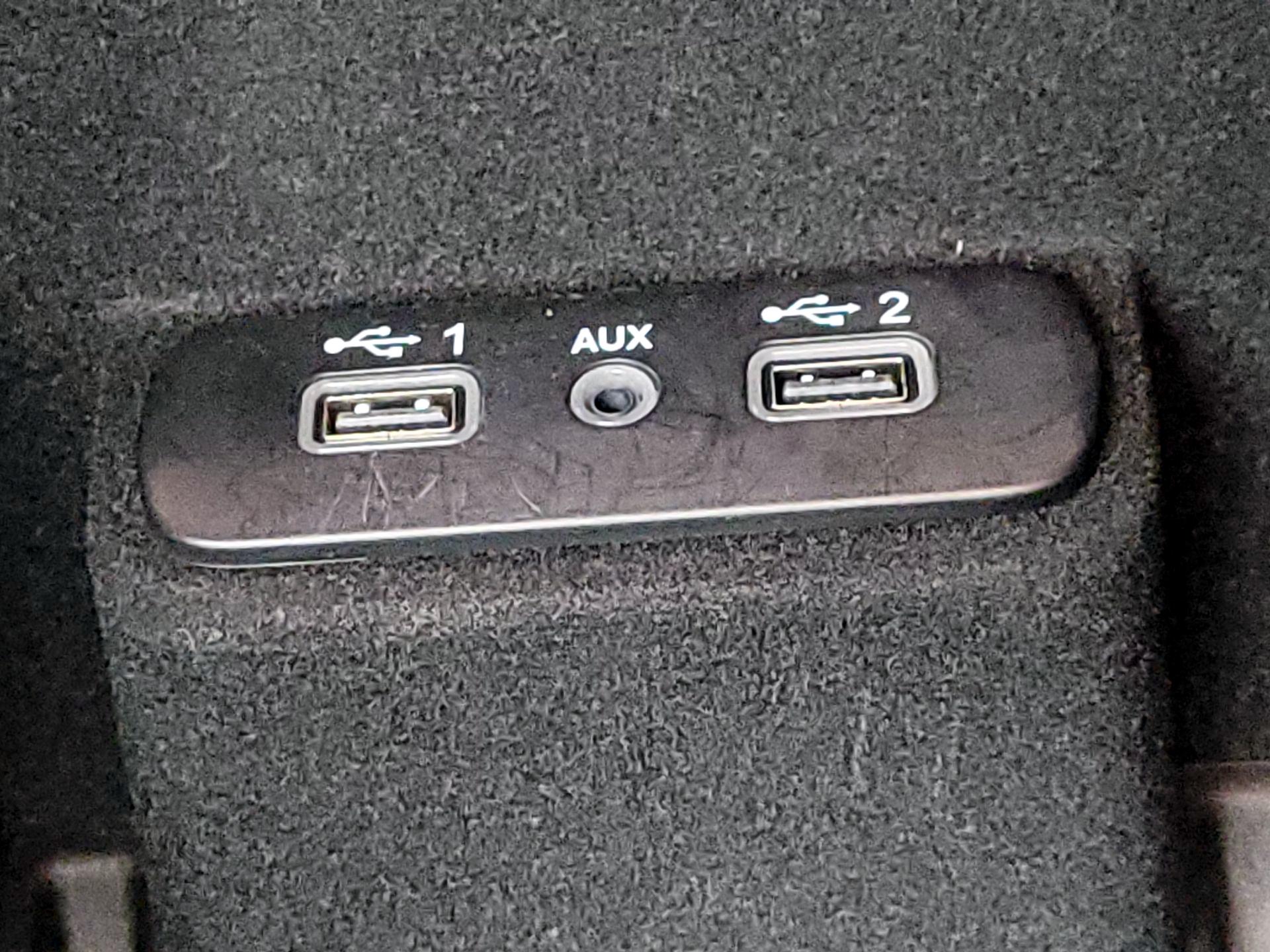 Thumbnail: 2021 Dodge Charger - 18