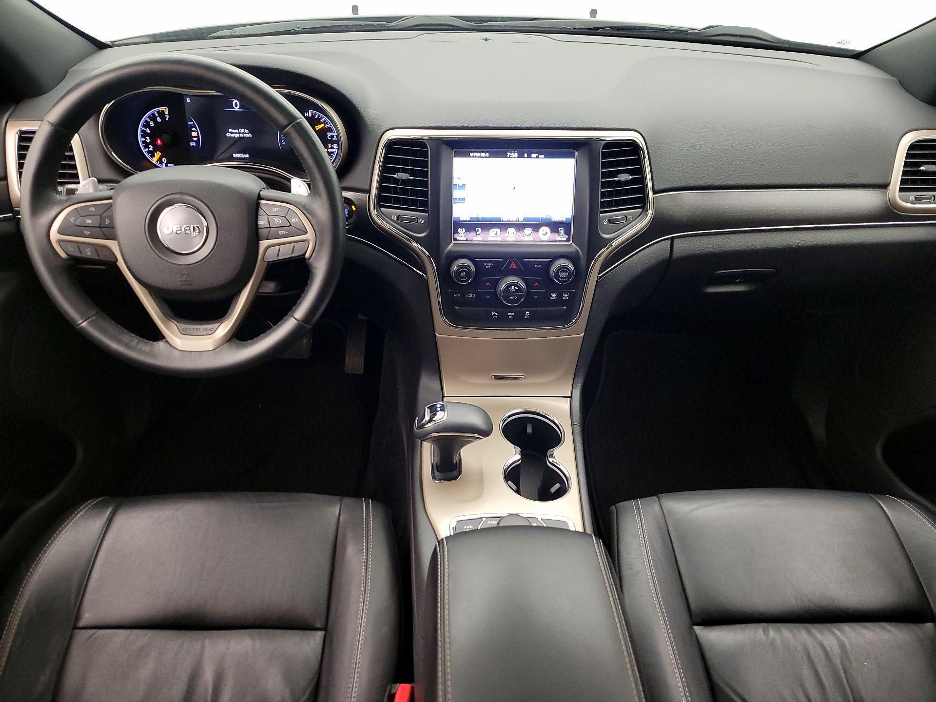 Thumbnail: 2015 Jeep Grand Cherokee - 9