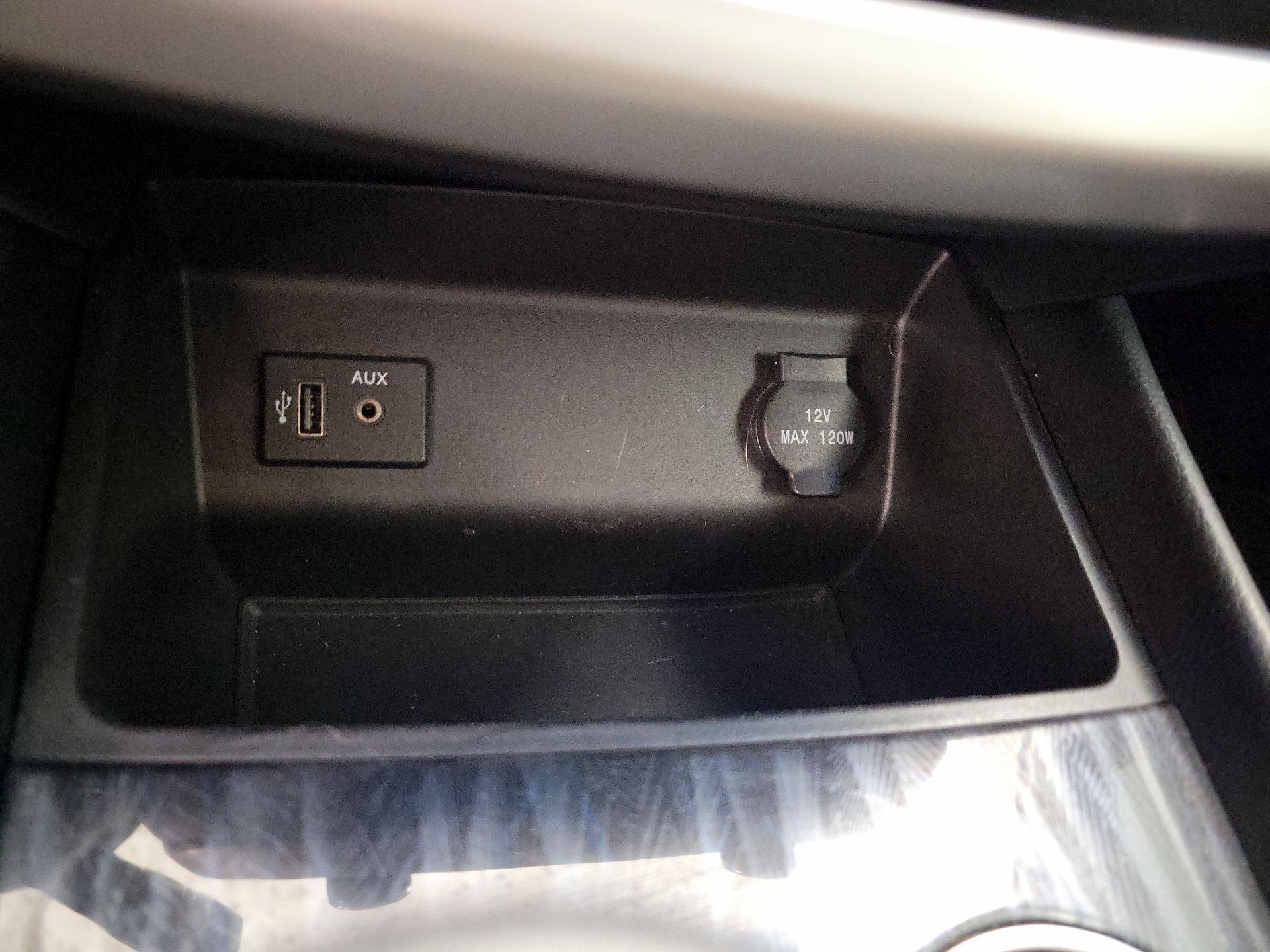 Thumbnail: 2018 Nissan Altima - 18