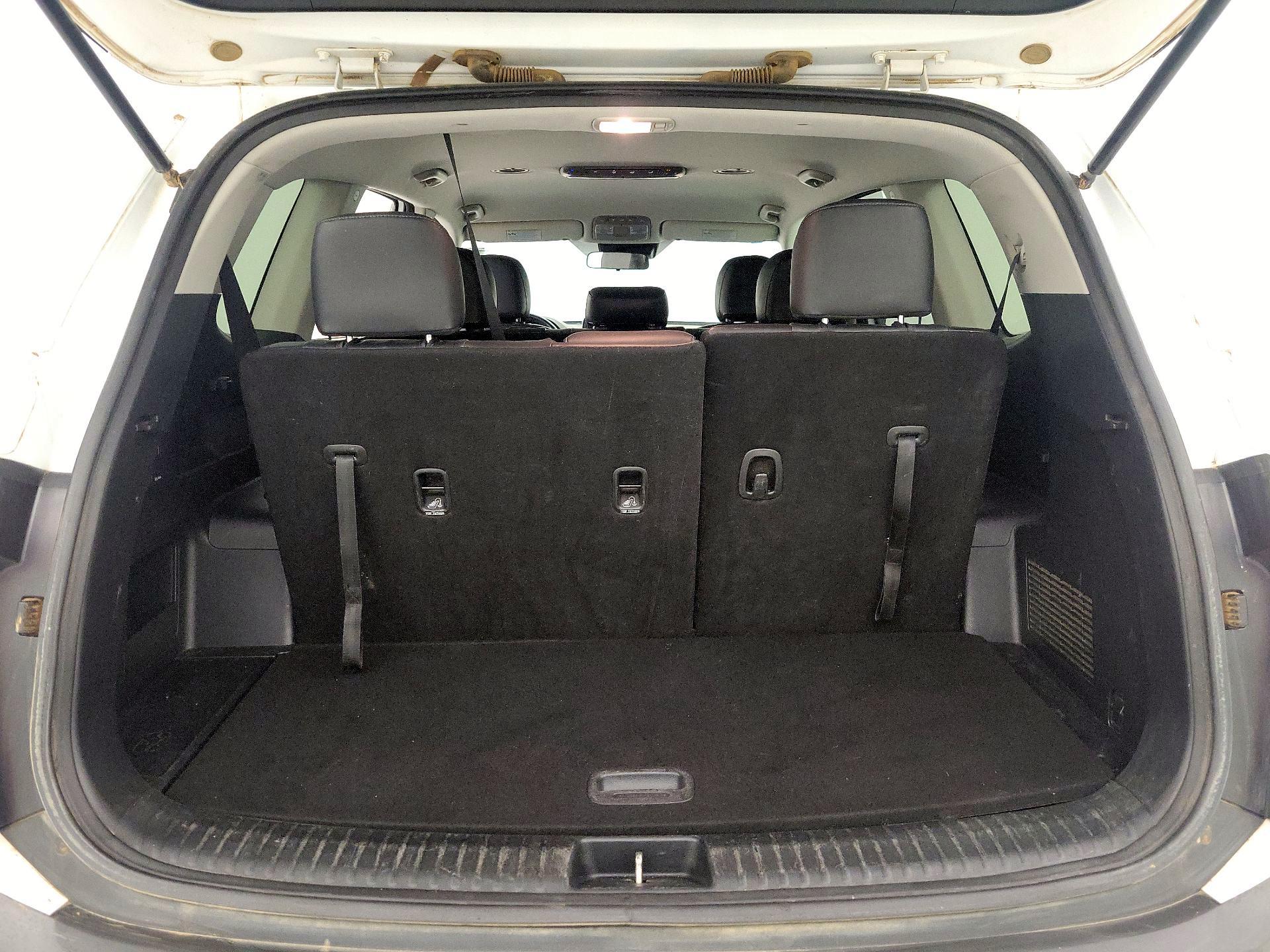 Thumbnail: 2020 Kia Telluride - 20