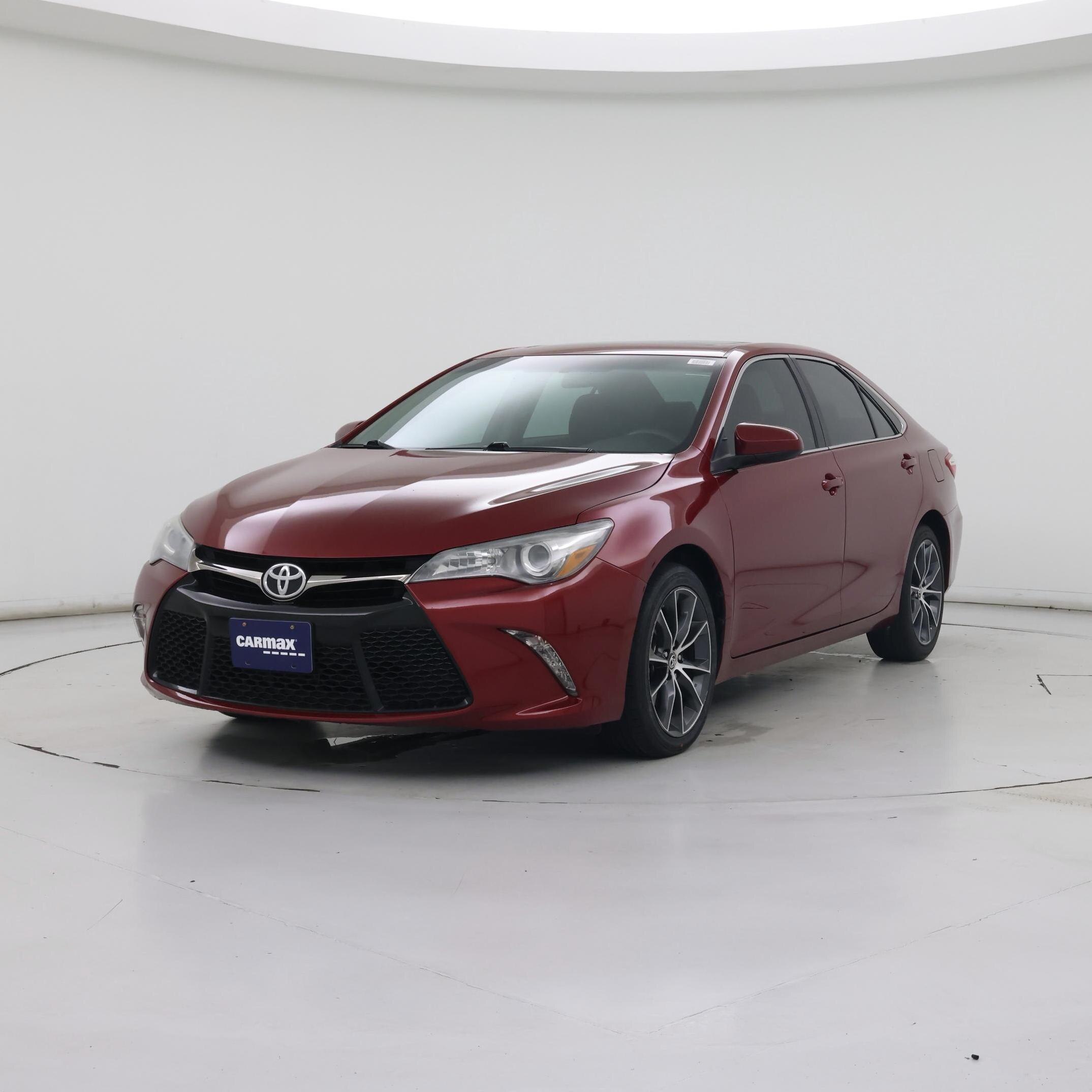 Thumbnail: 2015 Toyota Camry - 4