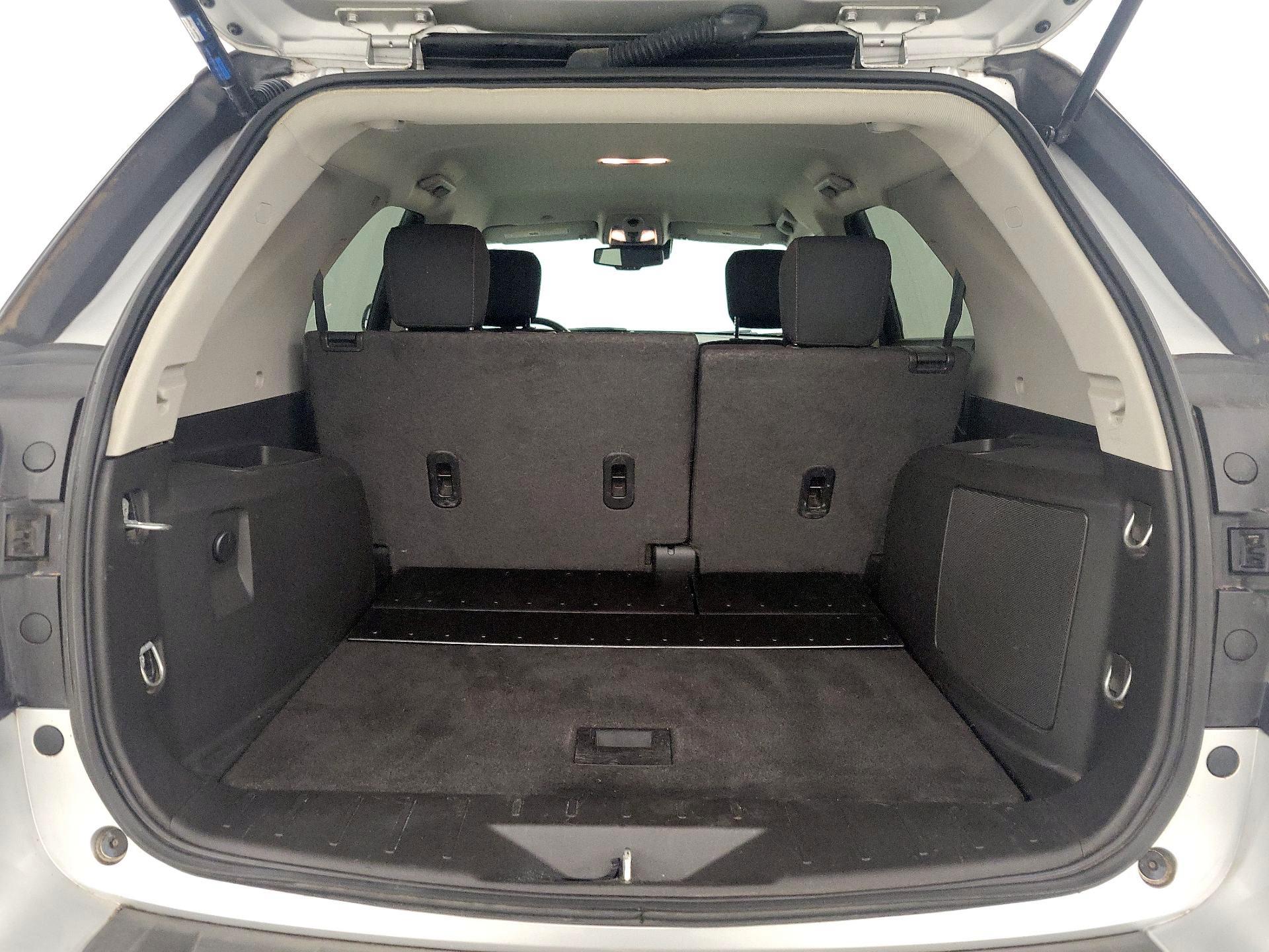 Thumbnail: 2014 Chevrolet Equinox - 19