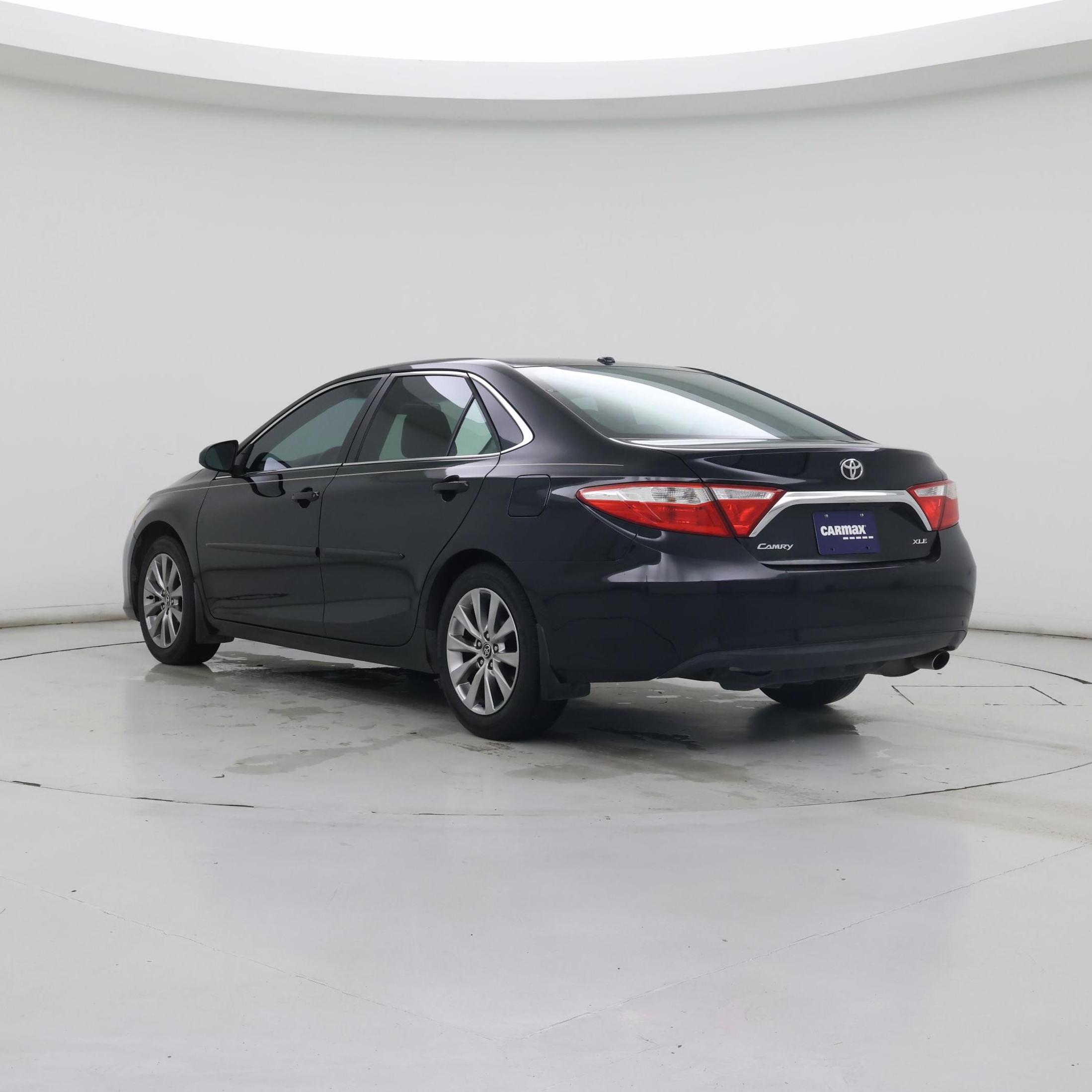 Thumbnail: 2015 Toyota Camry - 2