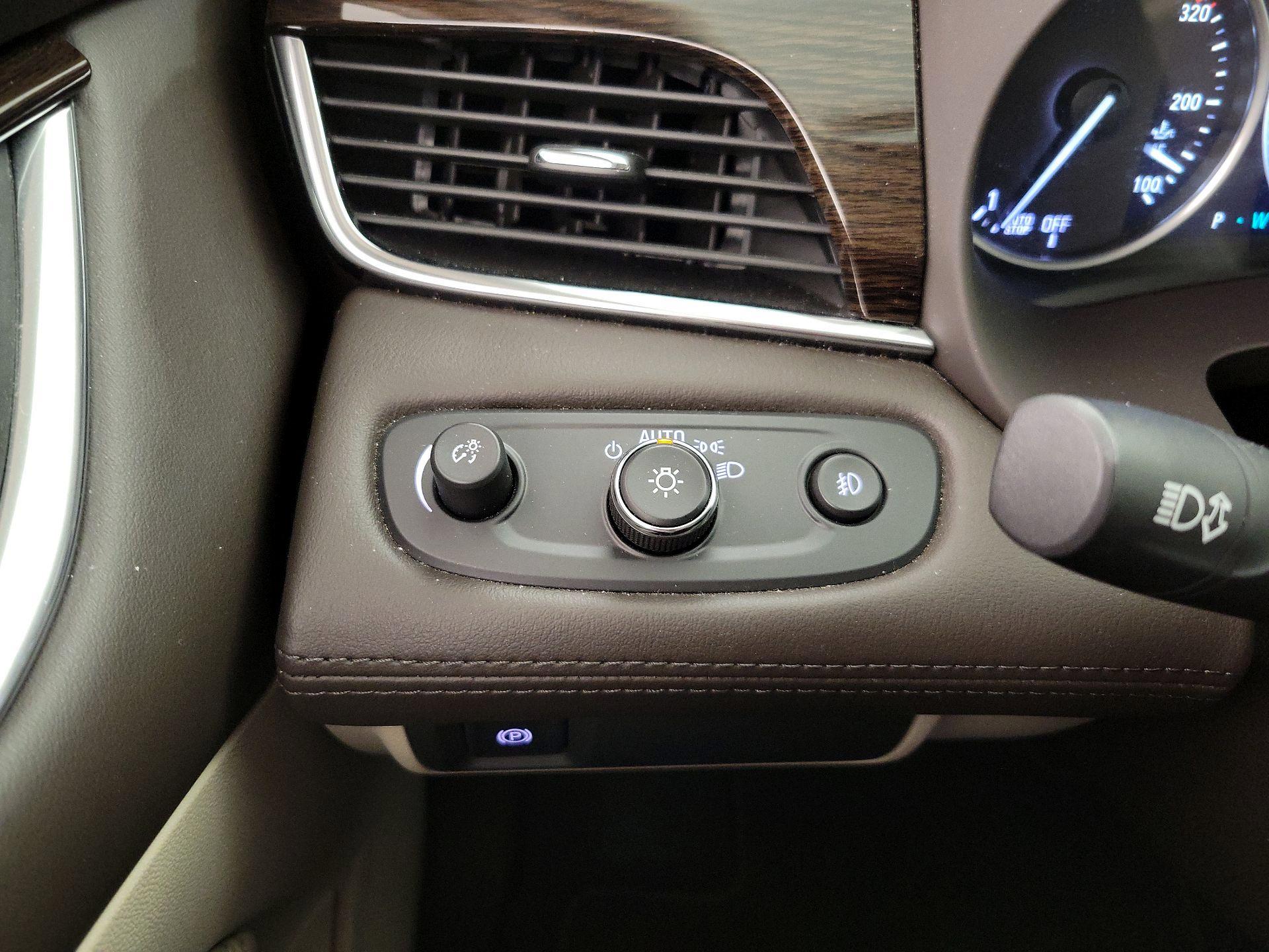 Thumbnail: 2017 Buick LaCrosse - 13