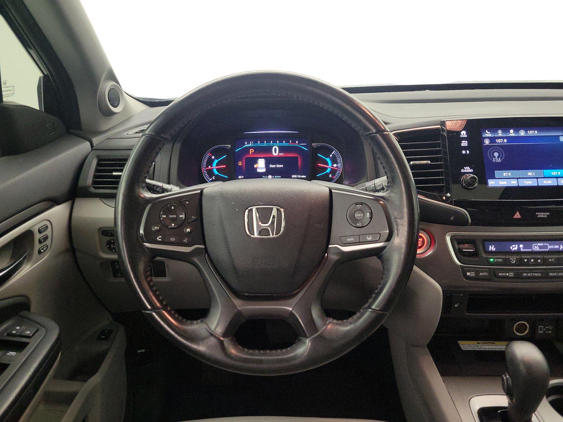 Thumbnail: 2019 Honda Pilot - 10