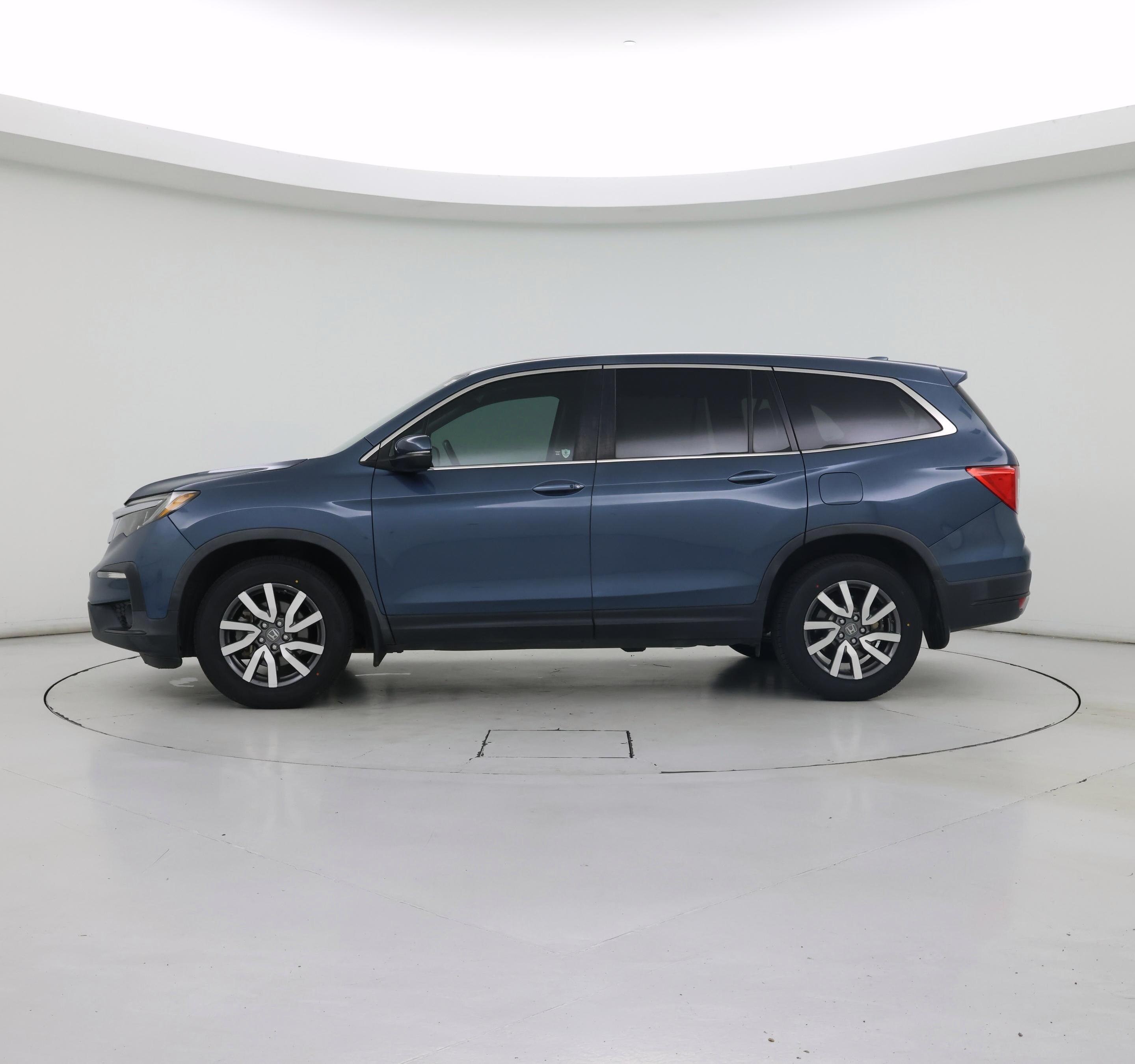 Thumbnail: 2019 Honda Pilot - 3