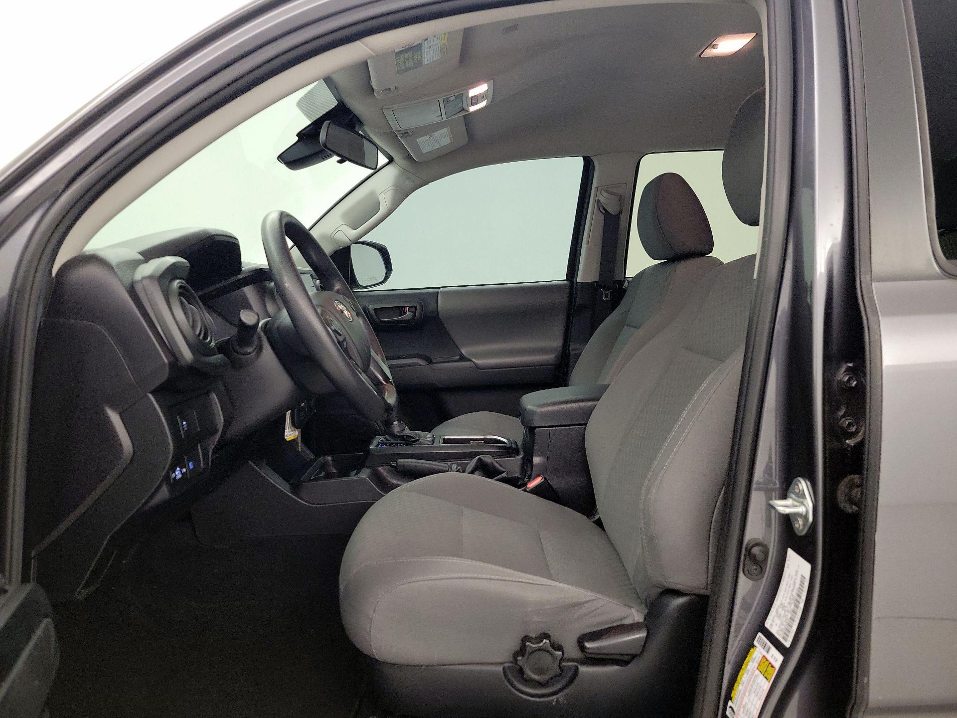 Thumbnail: 2022 Toyota Tacoma - 11