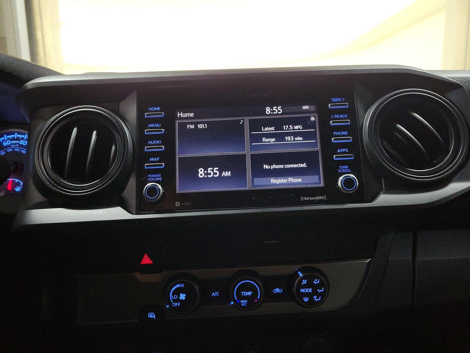 Thumbnail: 2022 Toyota Tacoma - 15