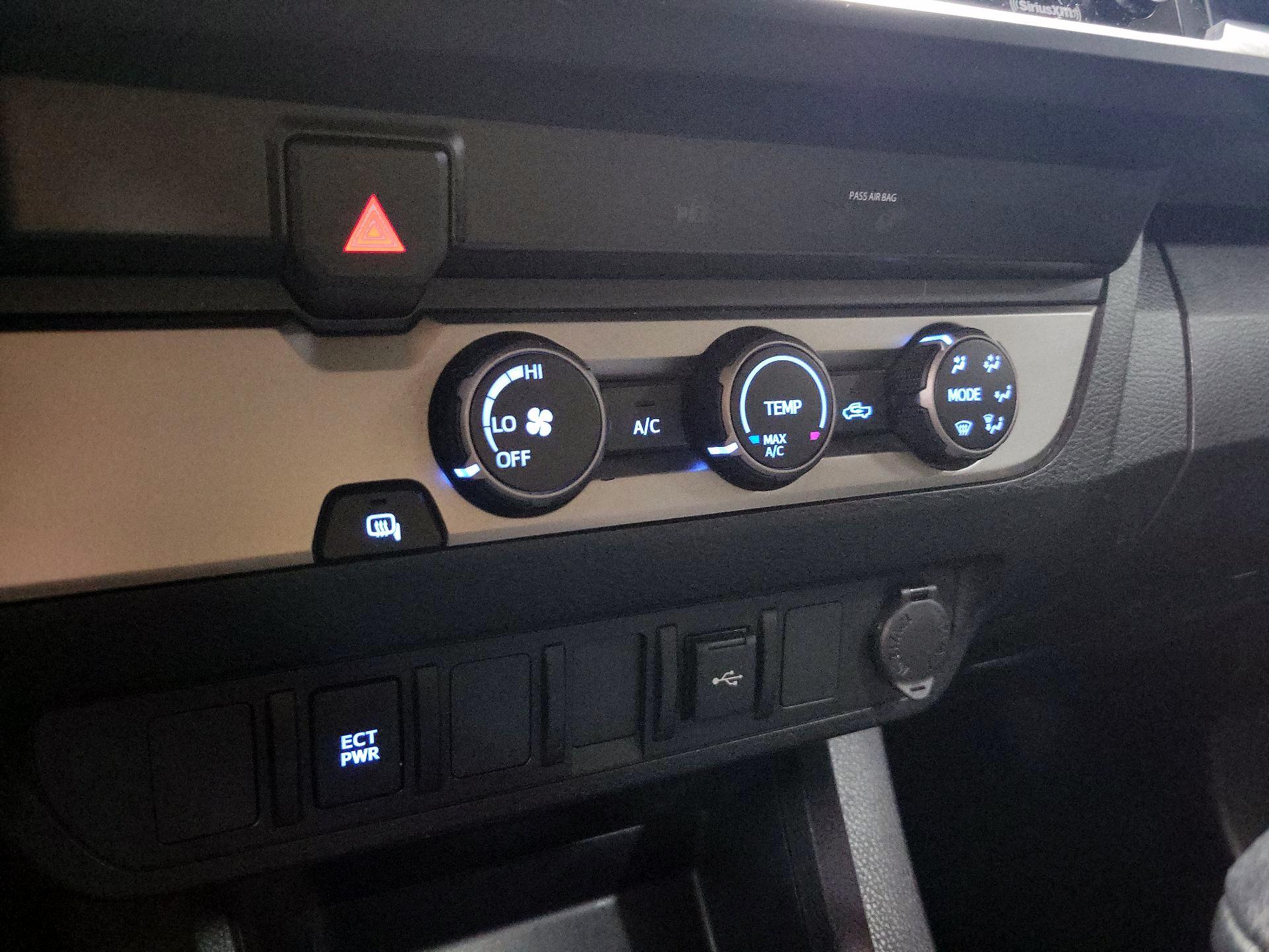 Thumbnail: 2022 Toyota Tacoma - 16