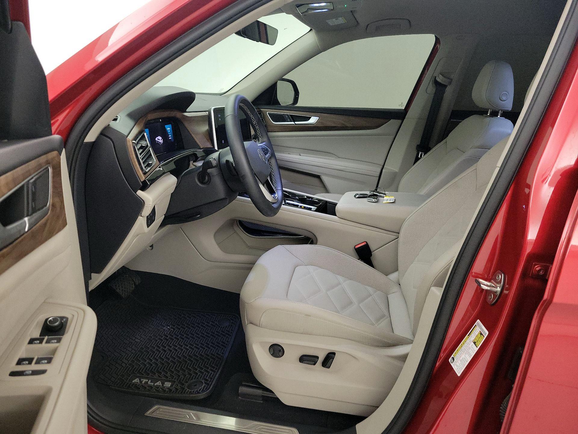 Thumbnail: 2024 Volkswagen Atlas - 11