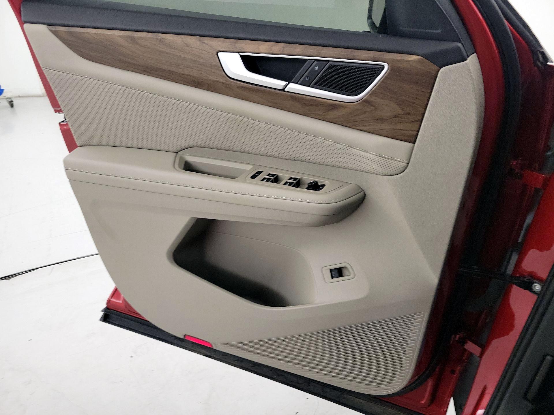 Thumbnail: 2024 Volkswagen Atlas - 12