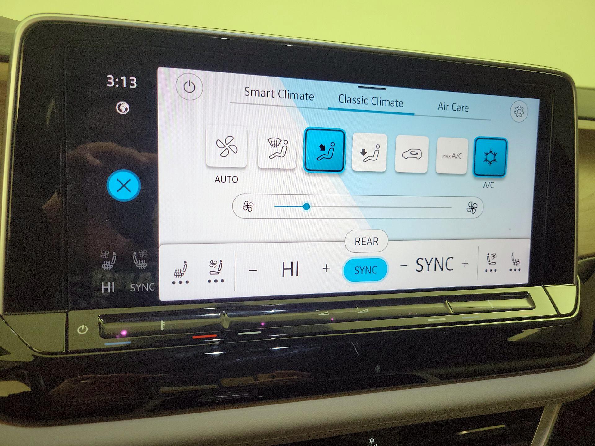 Thumbnail: 2024 Volkswagen Atlas - 16