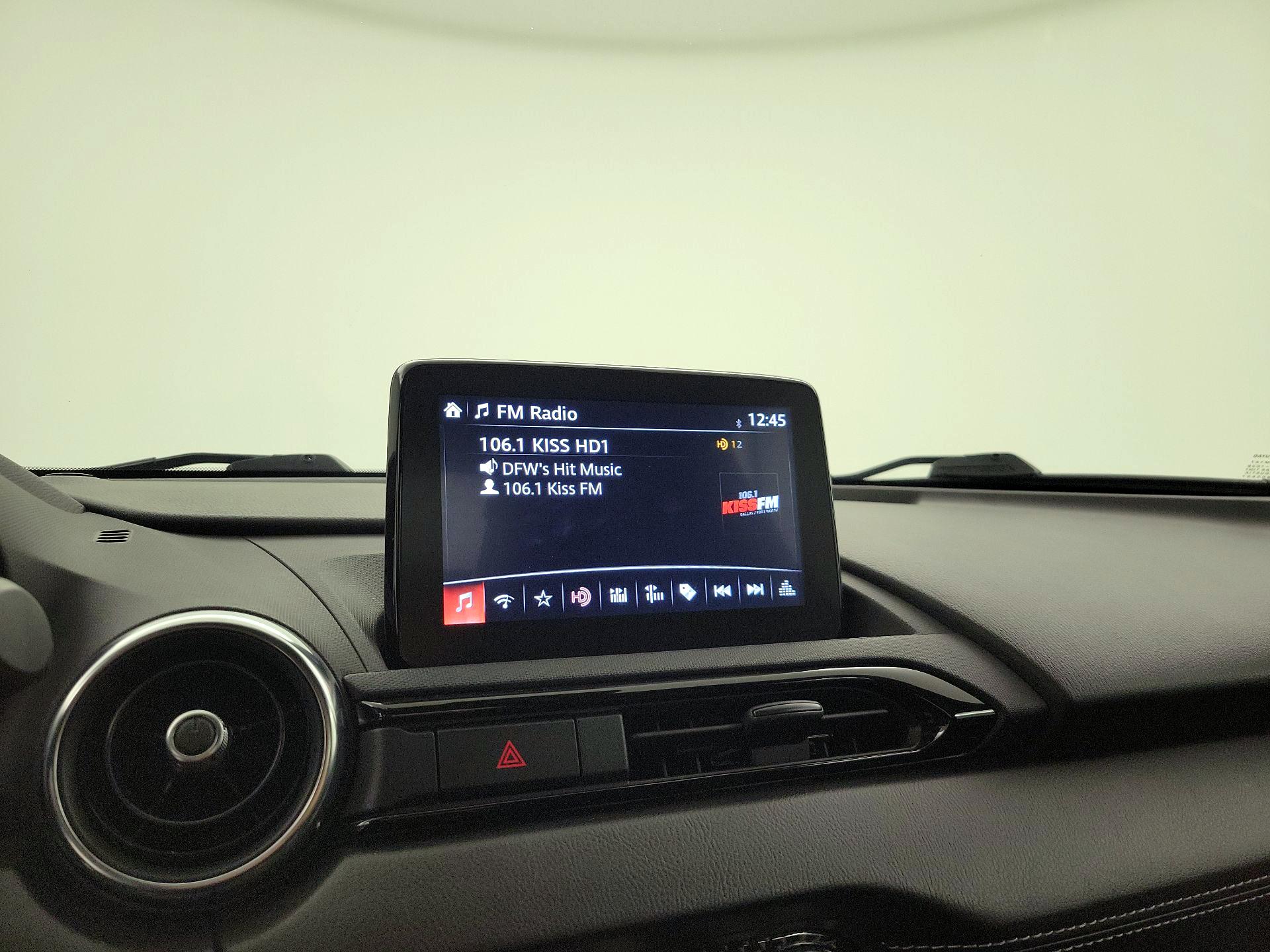 Thumbnail: 2021 Mazda MX-5 Miata - 15