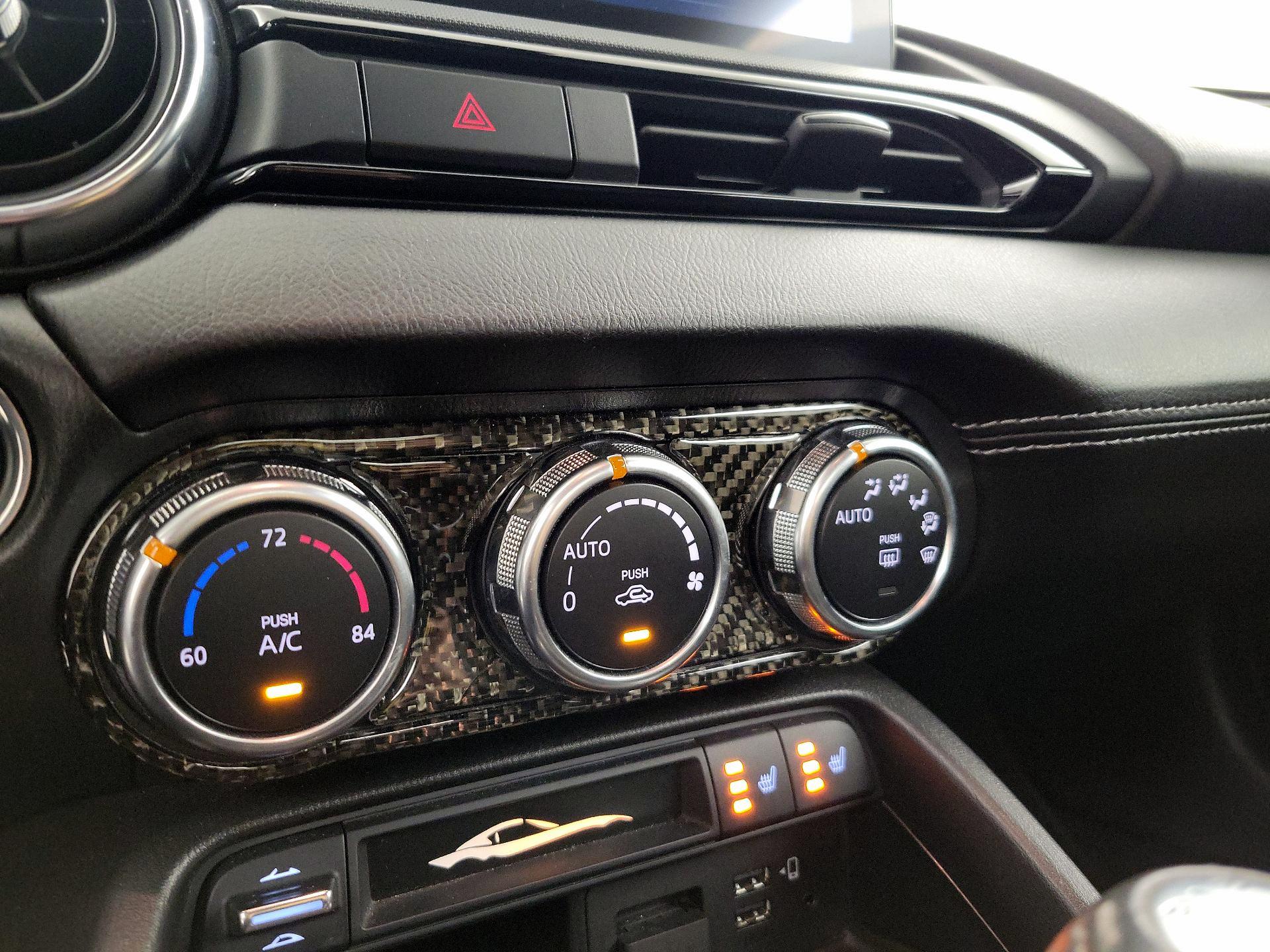 Thumbnail: 2021 Mazda MX-5 Miata - 16