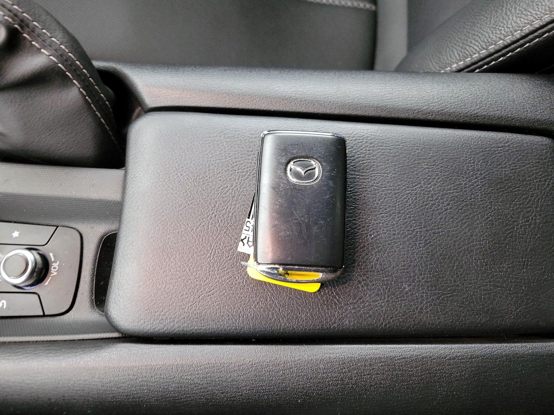 Thumbnail: 2021 Mazda MX-5 Miata - 20