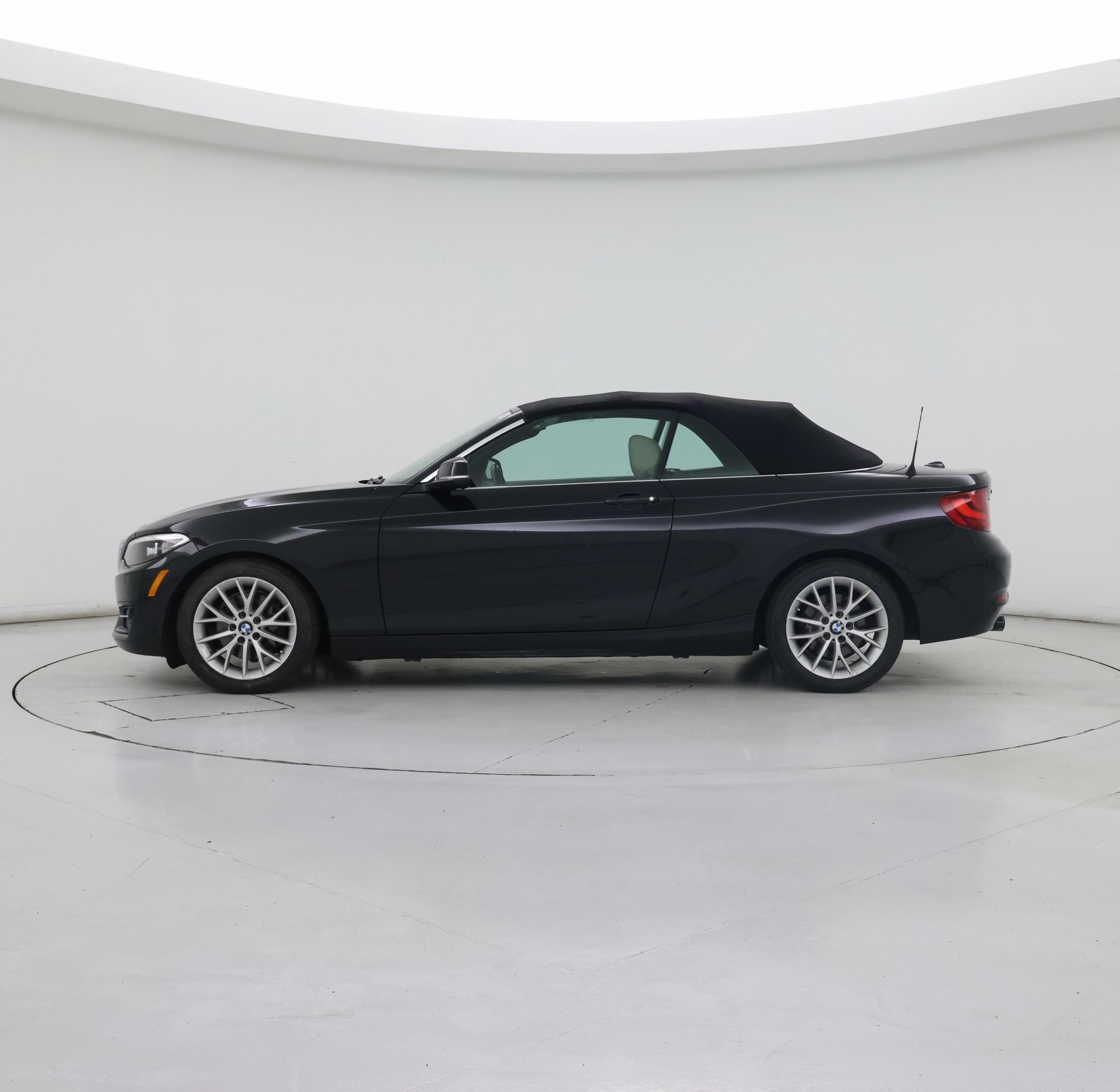 Thumbnail: 2016 BMW 2 Series - 3