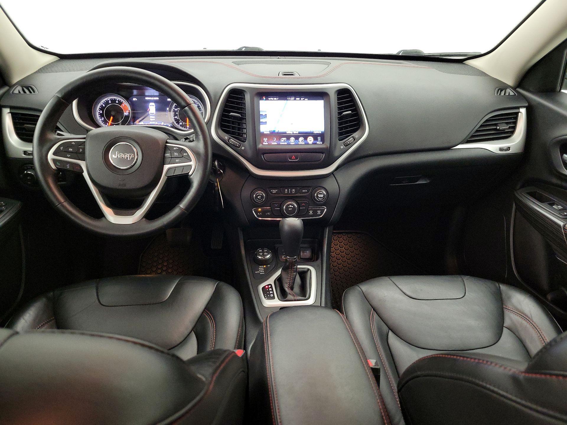 Thumbnail: 2016 Jeep Cherokee - 9