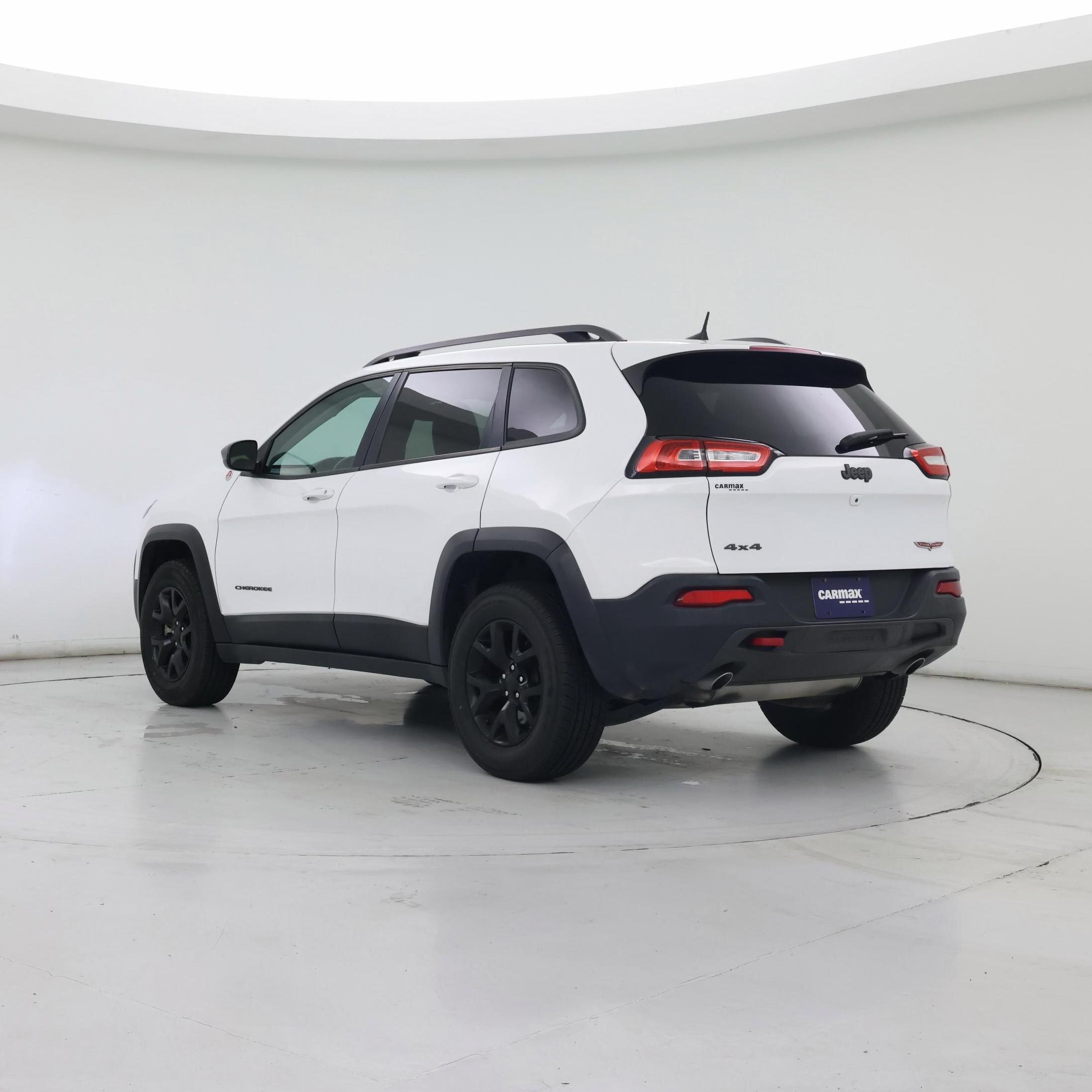 Thumbnail: 2016 Jeep Cherokee - 2
