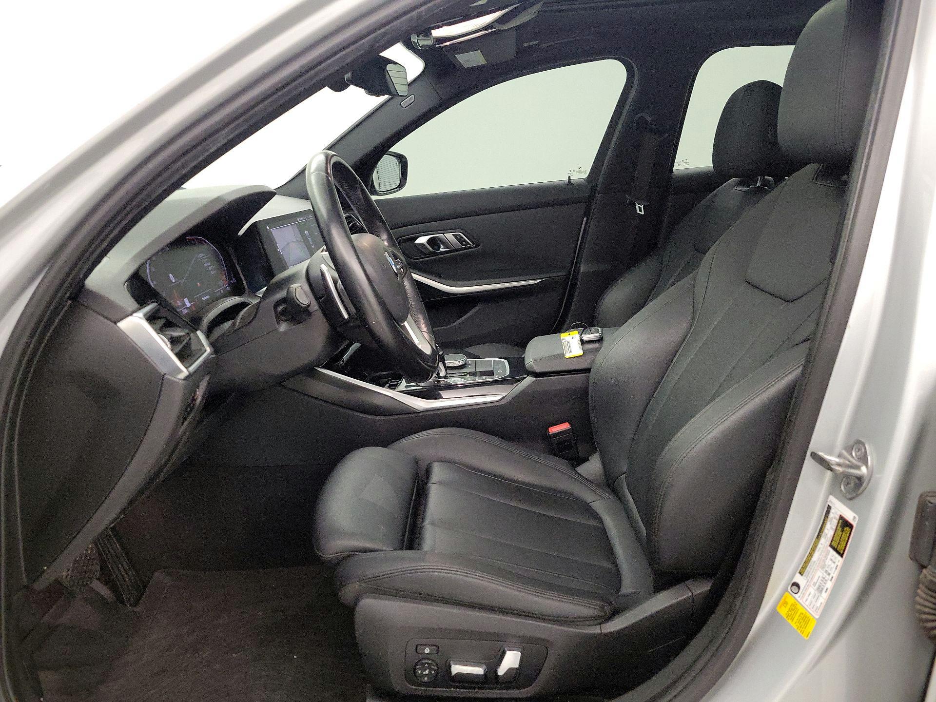 Thumbnail: 2019 BMW 3 Series - 11